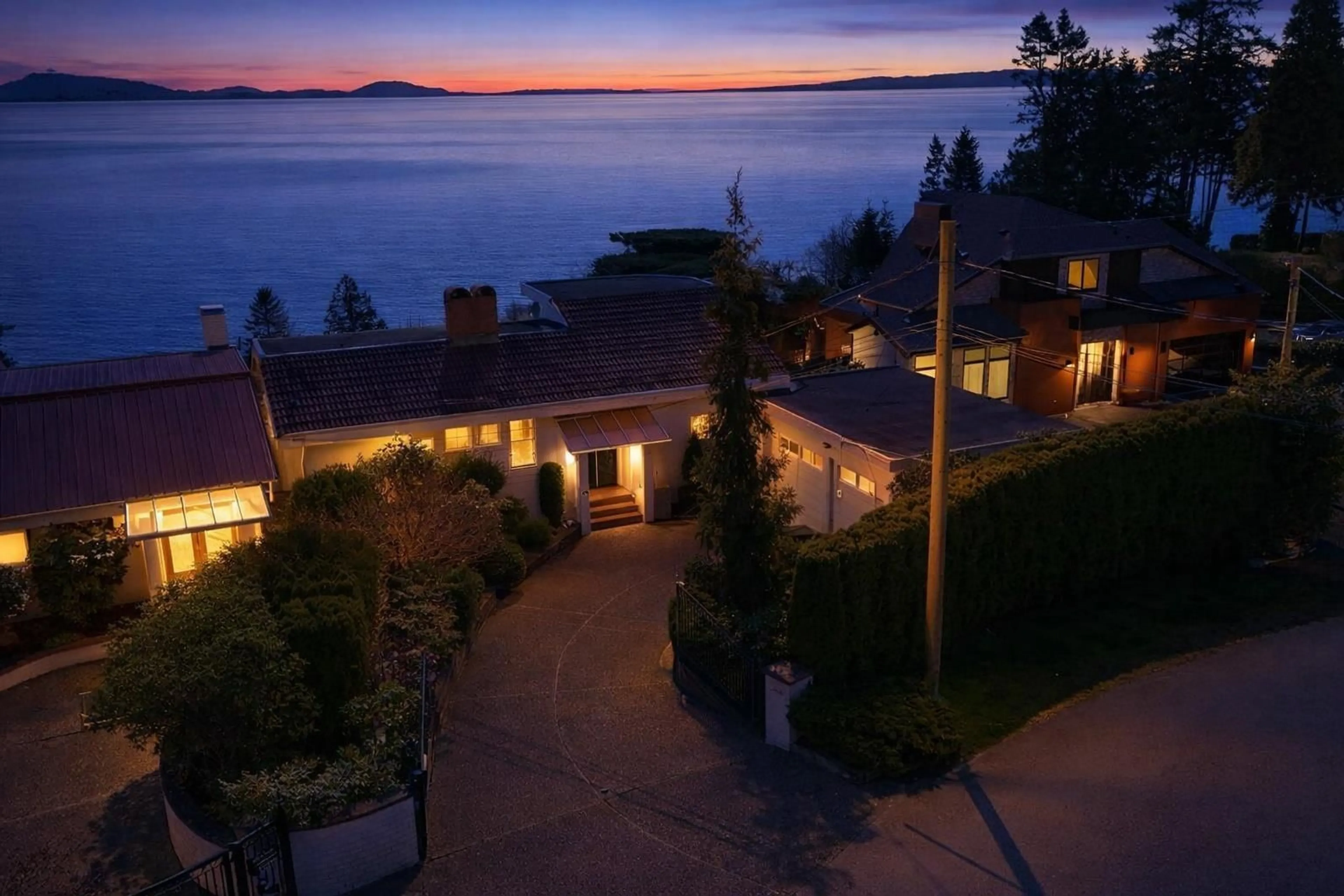 A pic from outside/outdoor area/front of a property/back of a property/a pic from drone, water/lake/river/ocean view for 13576 13A AVENUE, White Rock British Columbia V4A1C4