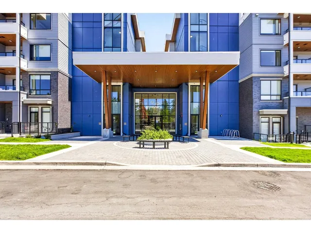 220 - 6220 GOOSEBERRY DRIVE, Surrey 3