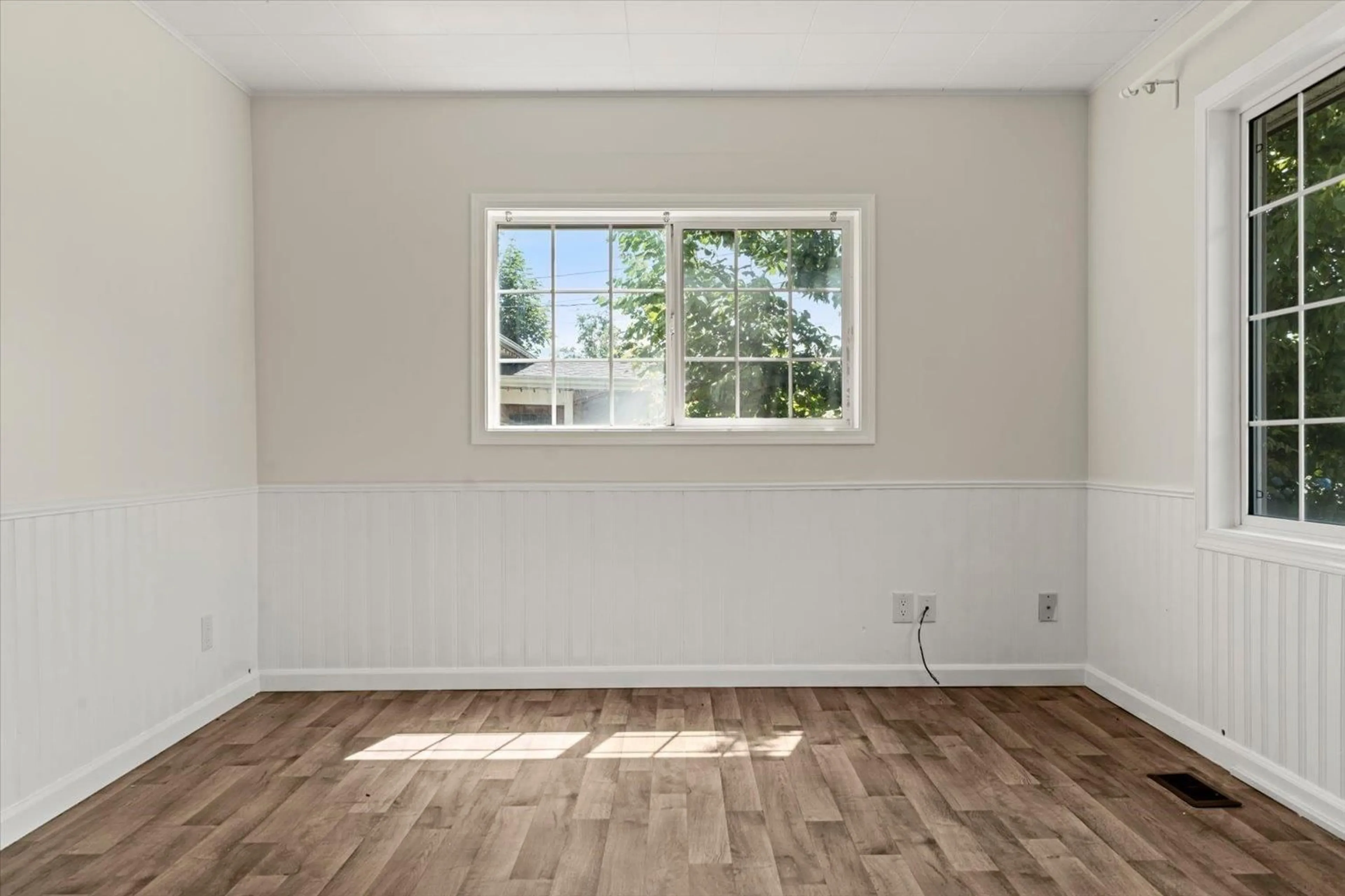A pic of a room for 45399 WELLINGTON AVENUE, Chilliwack British Columbia V2P2G2