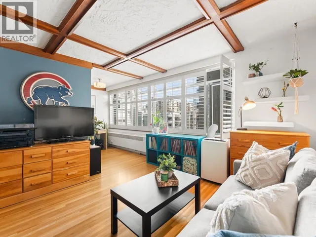 304 - 1975 PENDRELL STREET, Vancouver 3