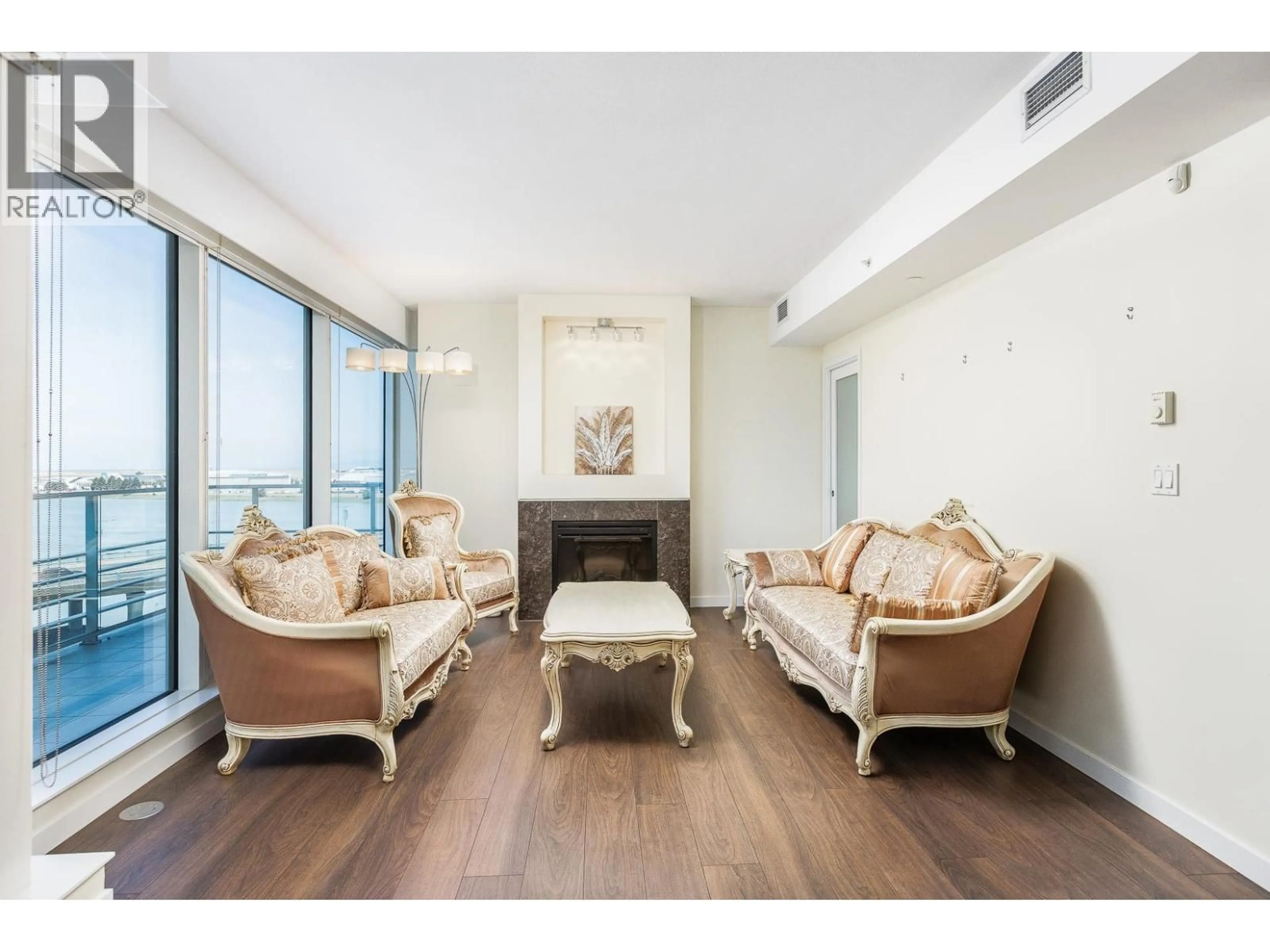 Living room with furniture, unknown for 804 - 5131 BRIGHOUSE WAY, Richmond British Columbia V7C0A6