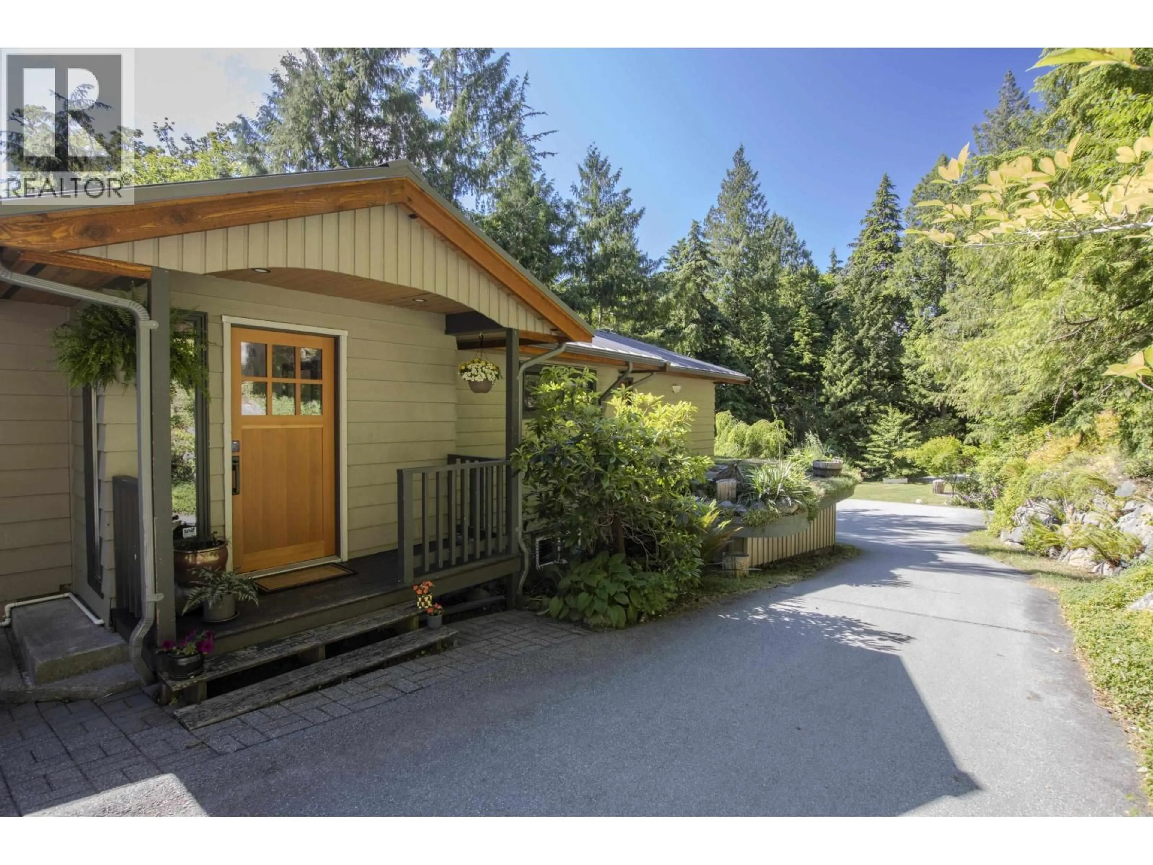 Unknown for 40102 SKYLINE PLACE, Squamish British Columbia V0N1T0