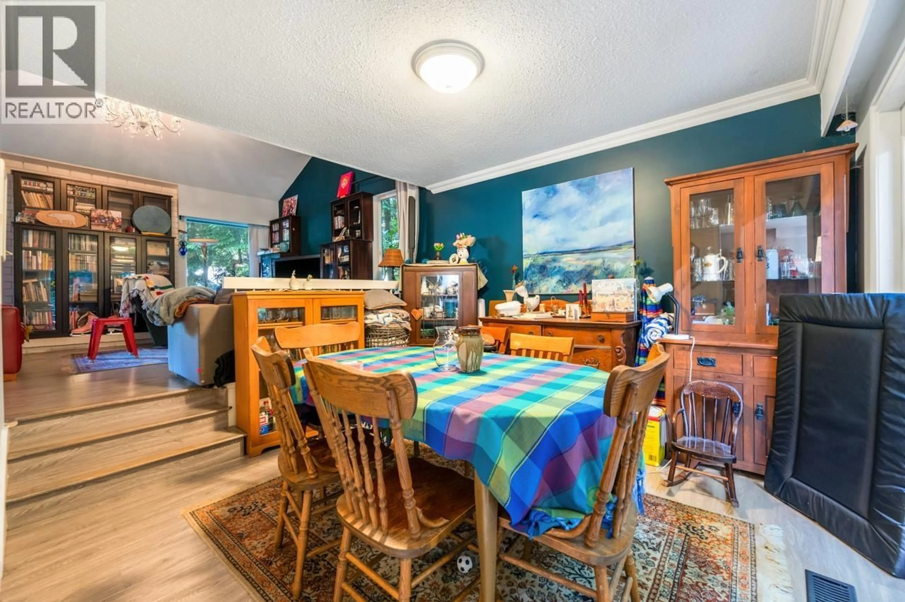 Dining room, unknown for 5261 CLIFFRIDGE AVENUE, North Vancouver British Columbia V7R3V2