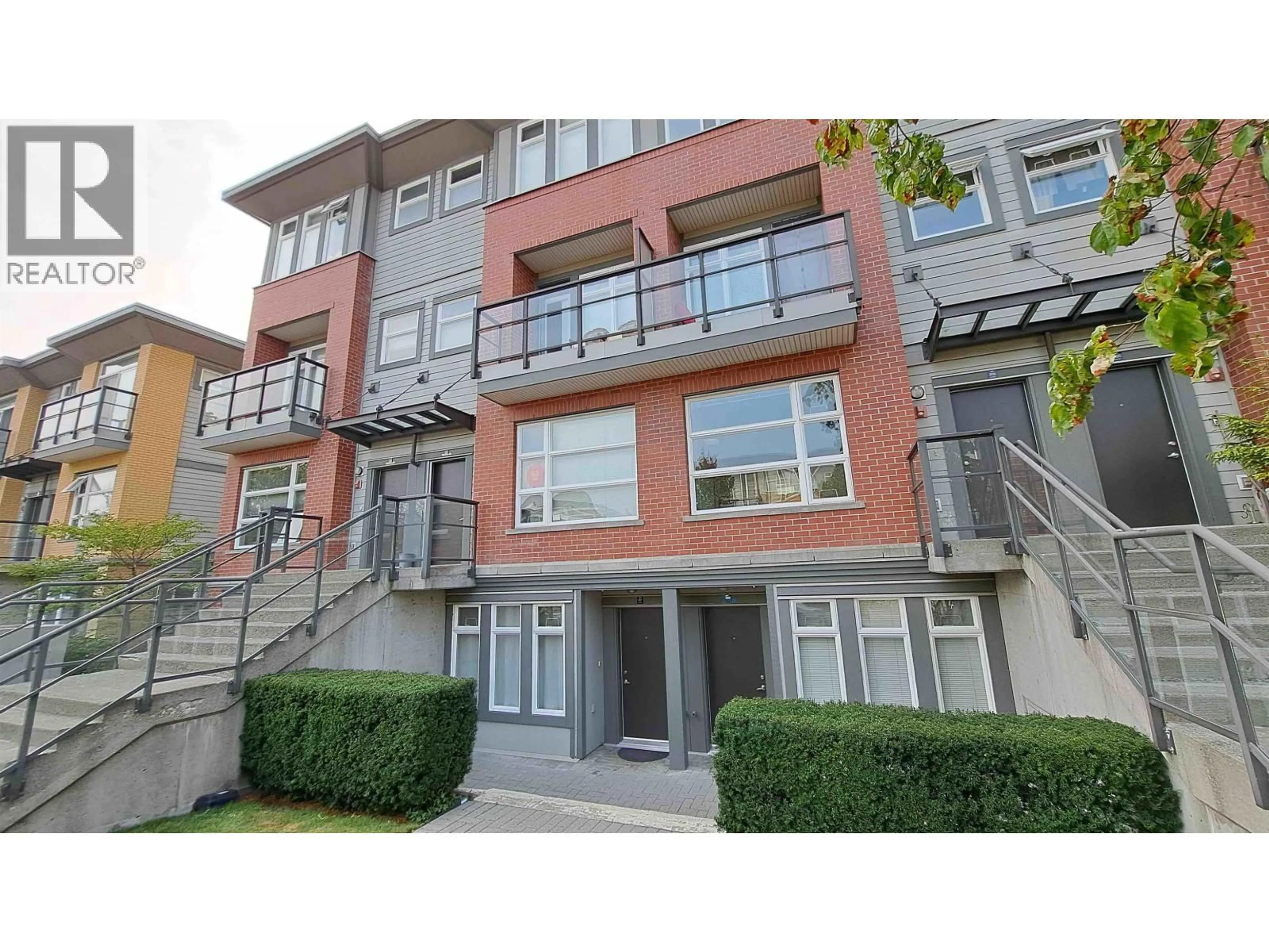 Patio, street for 107 - 5632 KINGS ROAD, Vancouver British Columbia V6T1K8