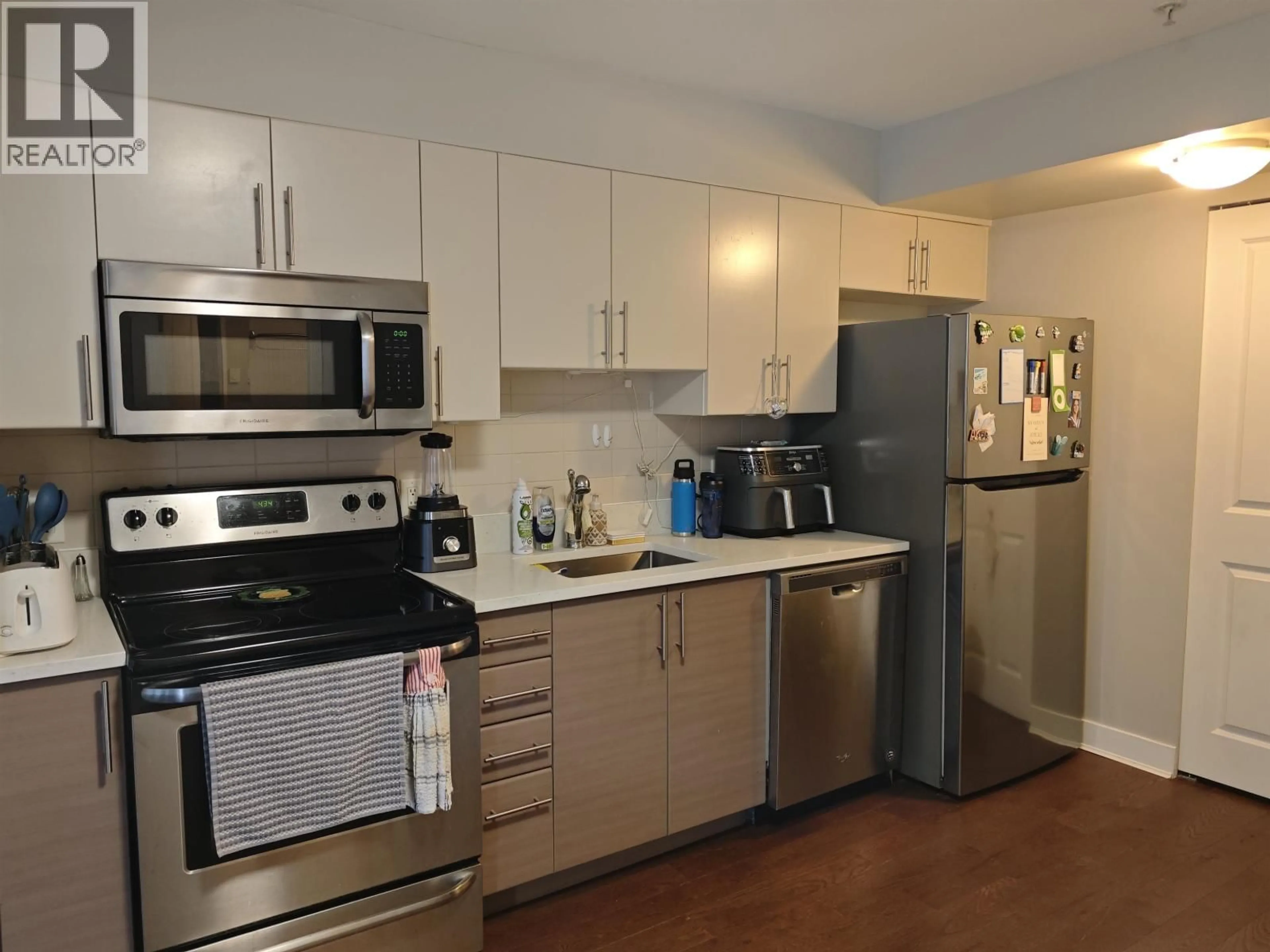 Standard kitchen, unknown for 107 - 5632 KINGS ROAD, Vancouver British Columbia V6T1K8