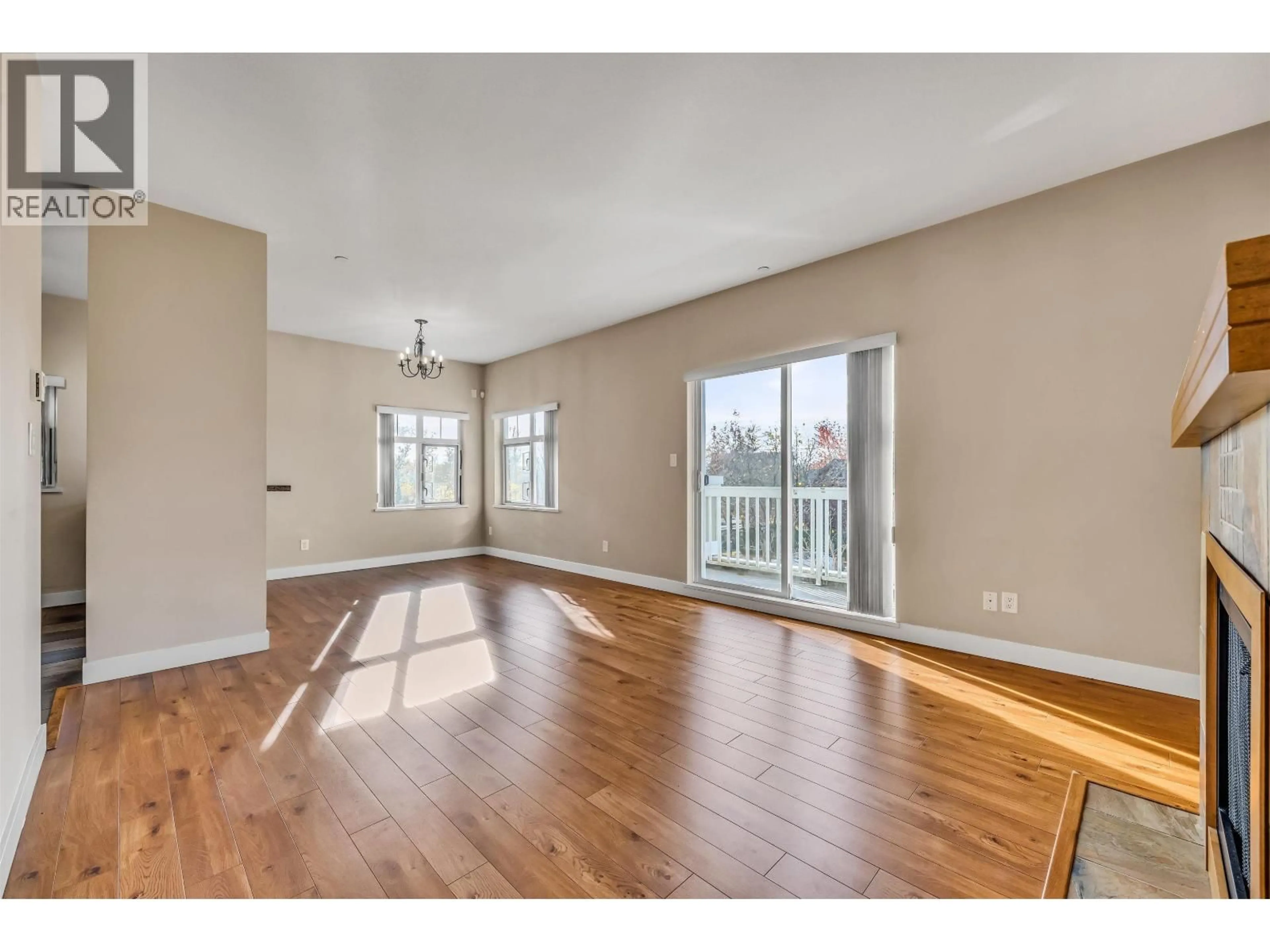 A pic of a room for 157 - 7388 MACPHERSON AVENUE, Burnaby British Columbia V5J0A1