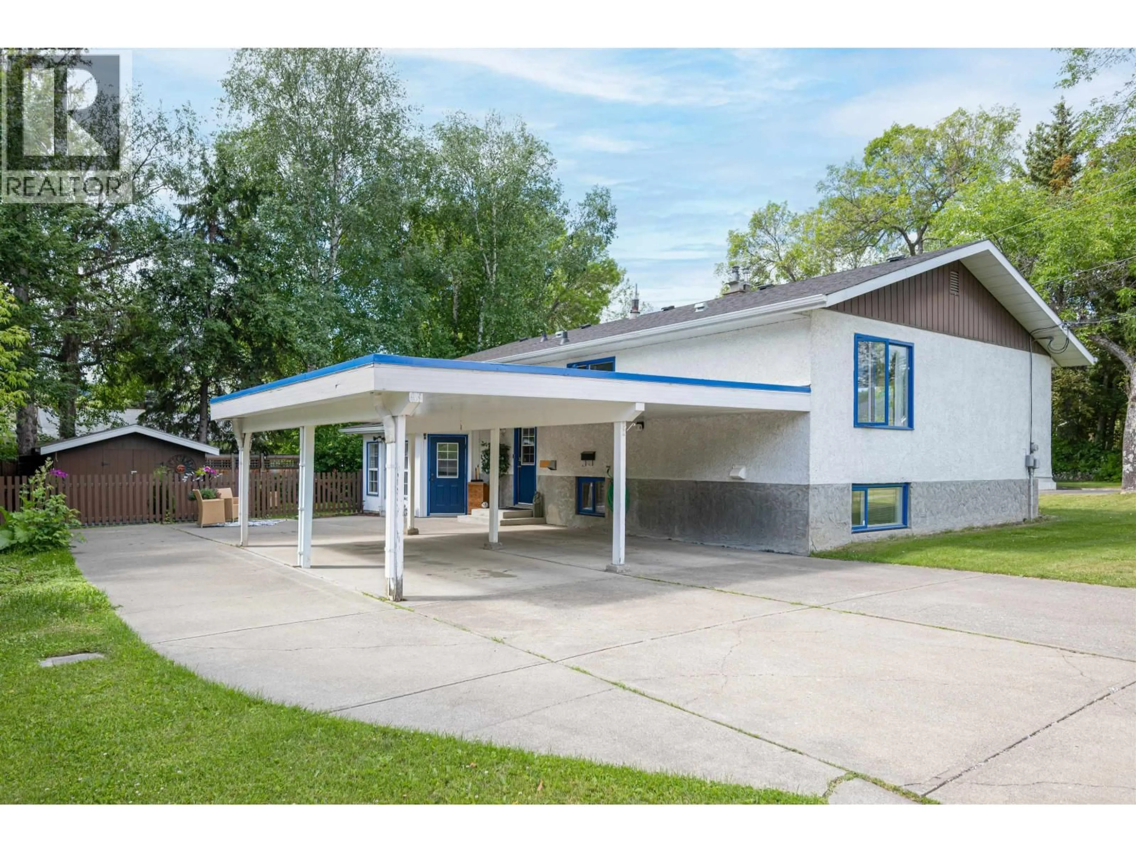 Home with vinyl exterior material, street for 1502 ASH STREET, Prince George British Columbia V2L5J7
