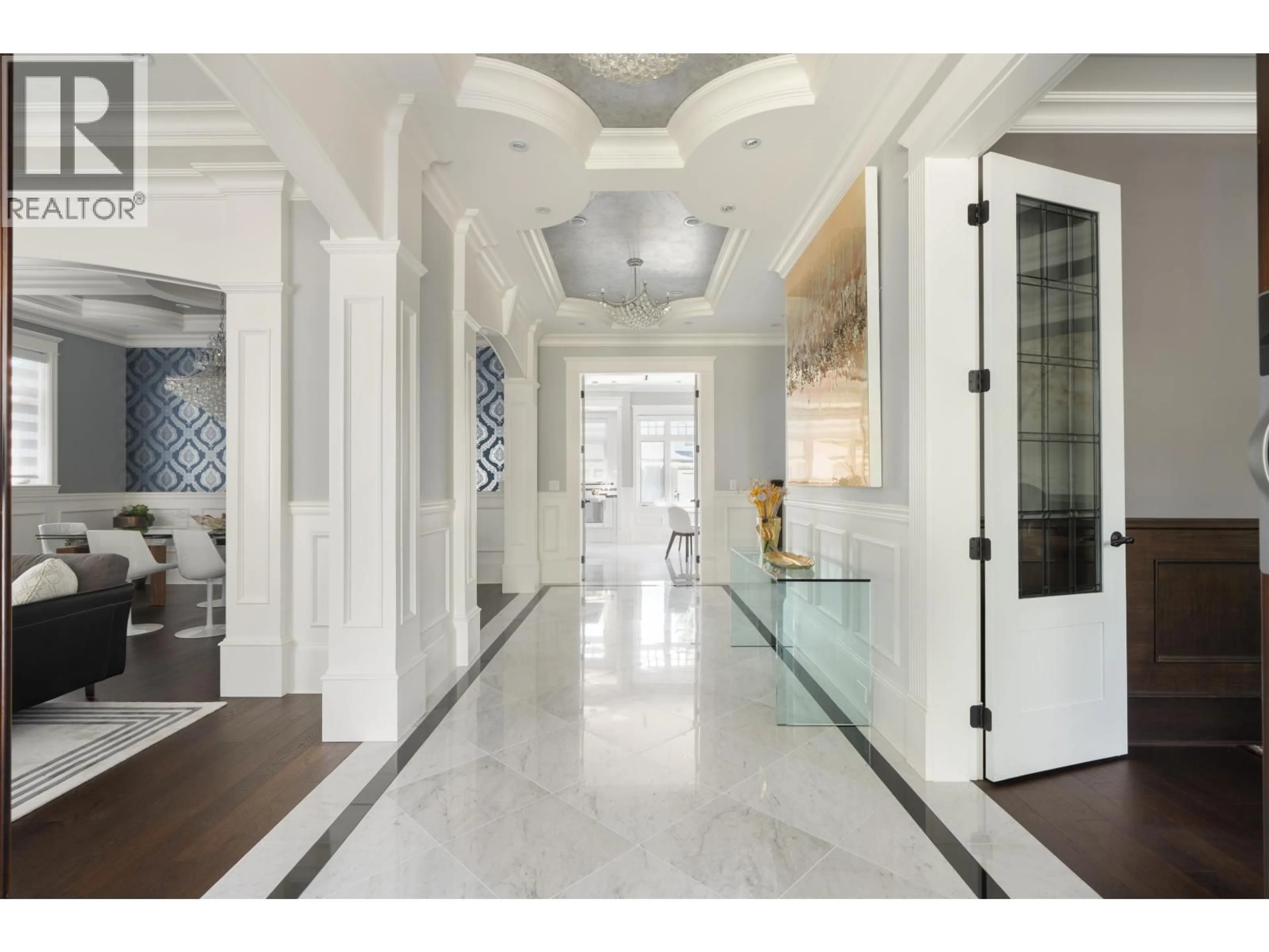 Indoor foyer for 6869 SELKIRK STREET, Vancouver British Columbia V6P4H1
