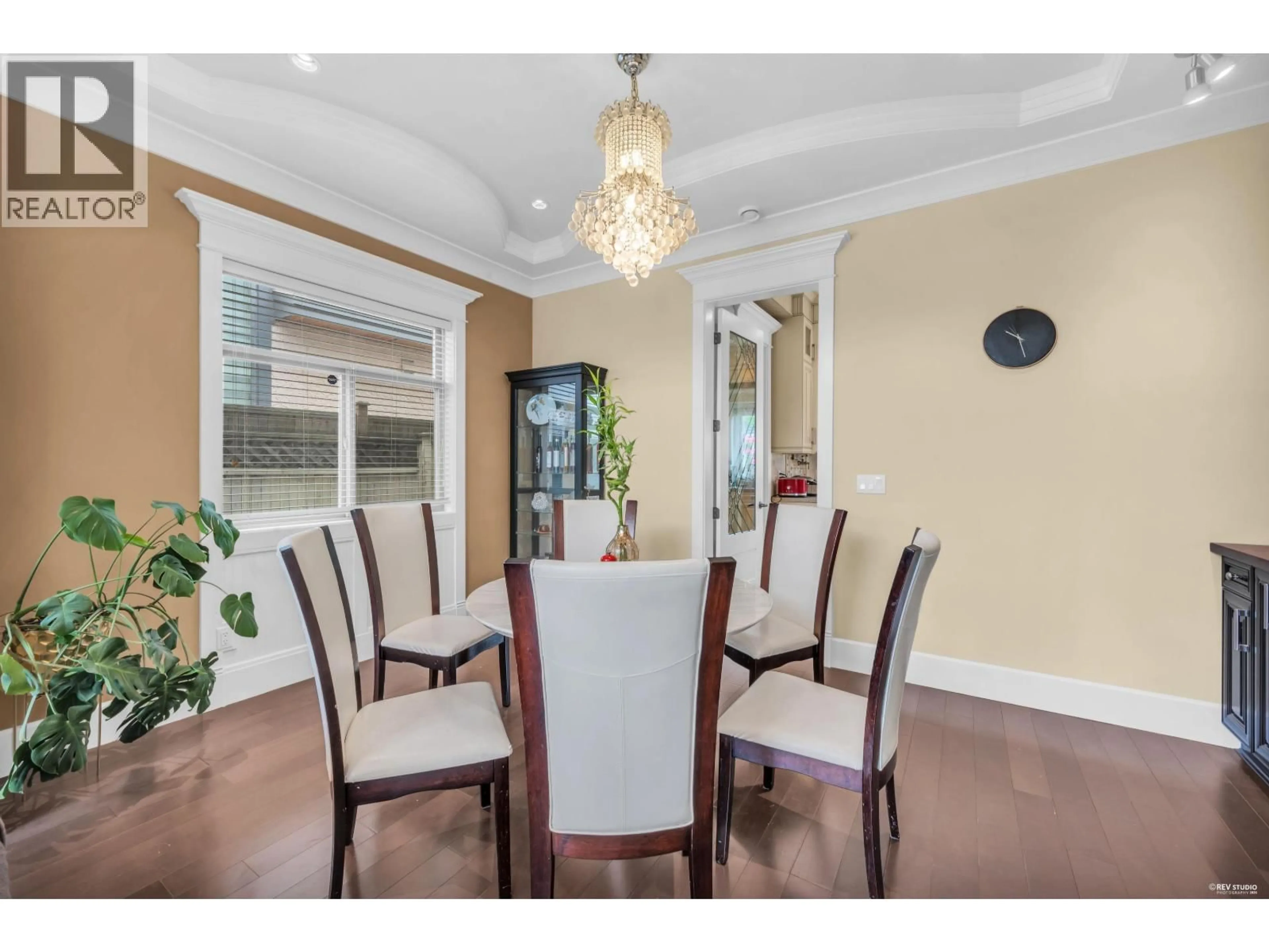 Dining room, wood/laminate floor for 9420 PIERMOND ROAD, Richmond British Columbia V7E1M9