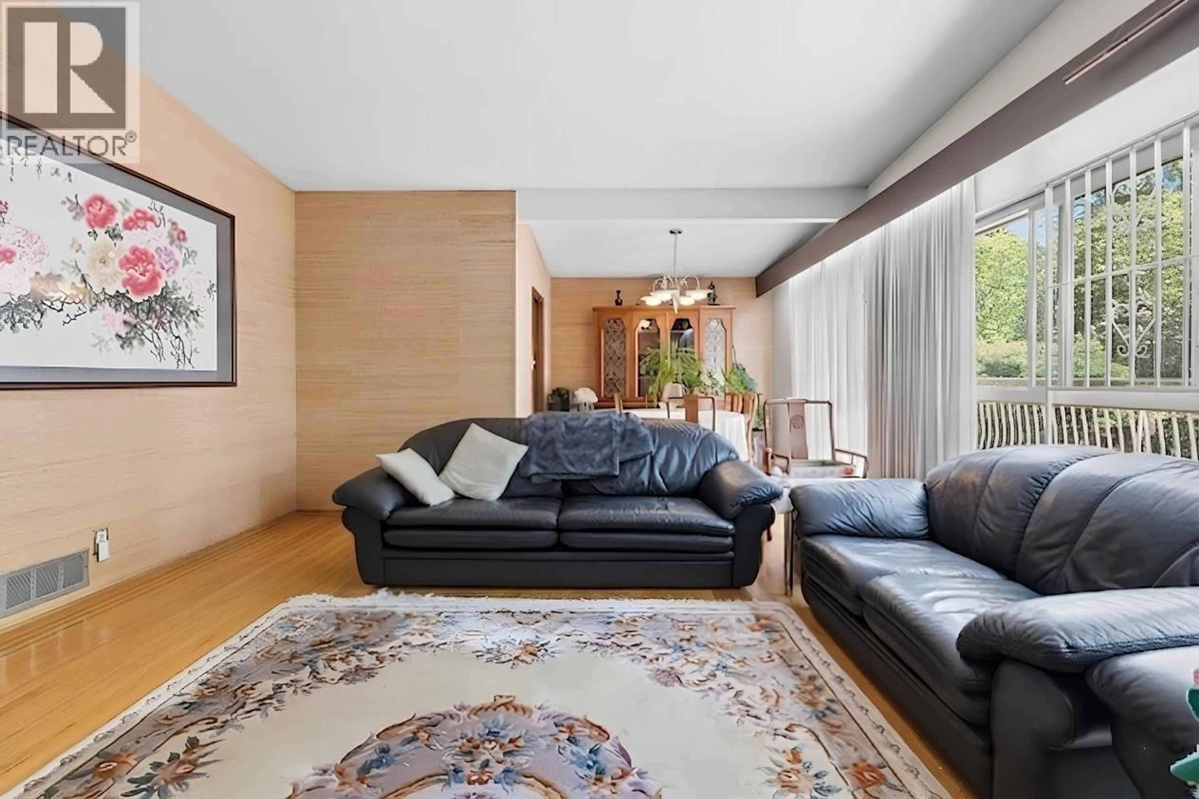 Living room with furniture, unknown for 3055 ROSEMONT DRIVE, Vancouver British Columbia V5S2C8