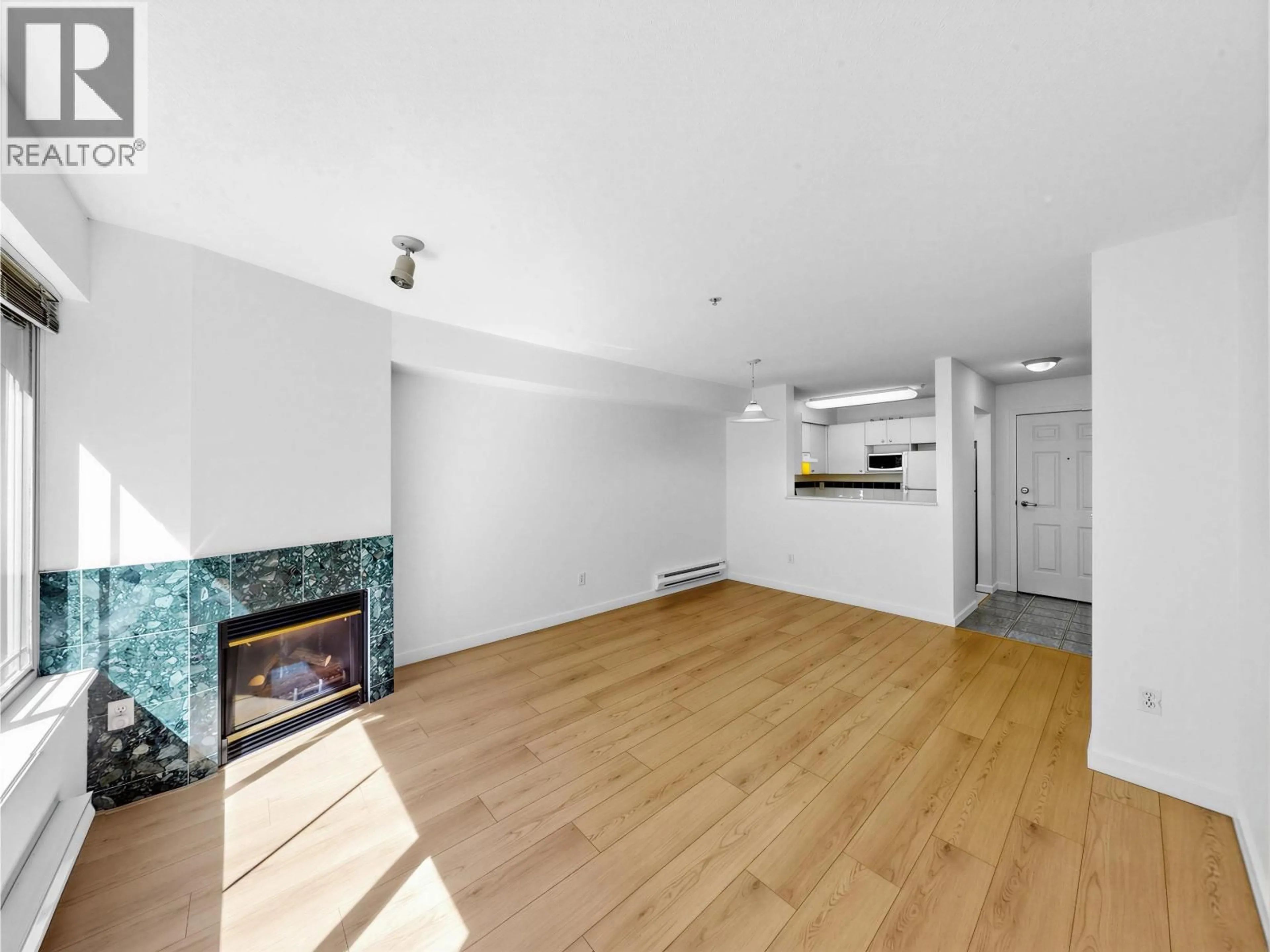 A pic of a room for 109 - 1145 HEFFLEY CRESCENT, Coquitlam British Columbia V3B7Z3