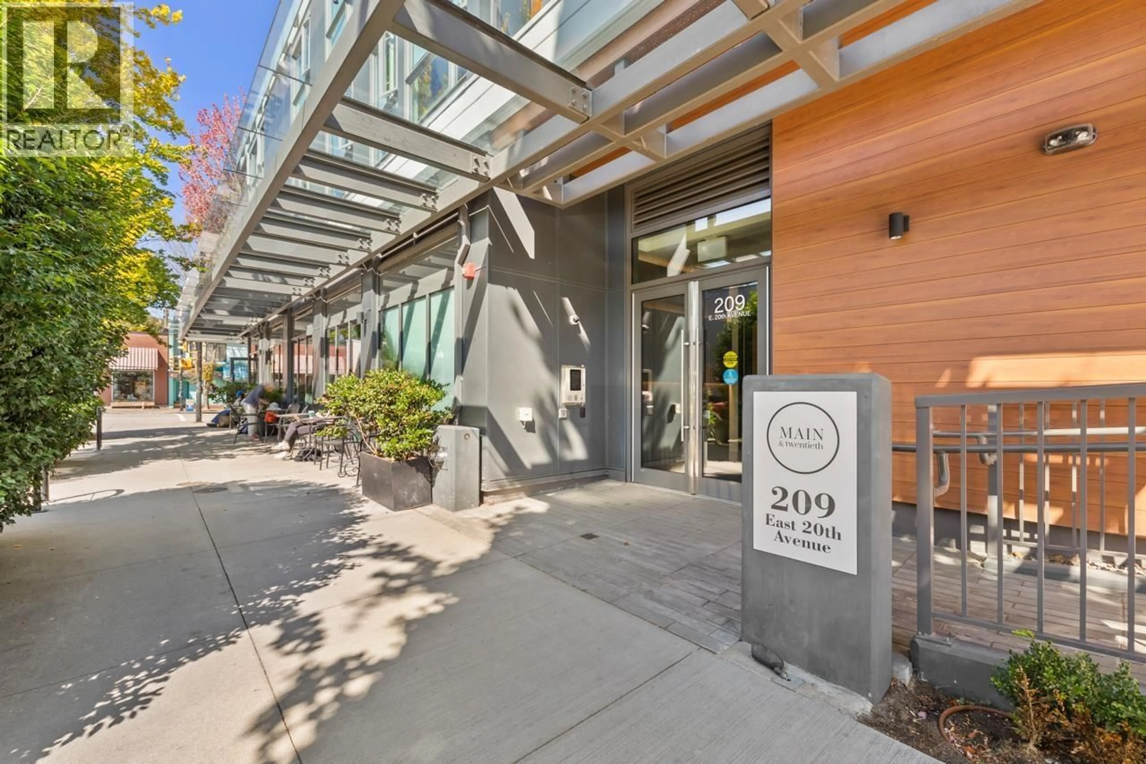 Unknown for 306 - 209 20TH AVENUE, Vancouver British Columbia V5V1M2