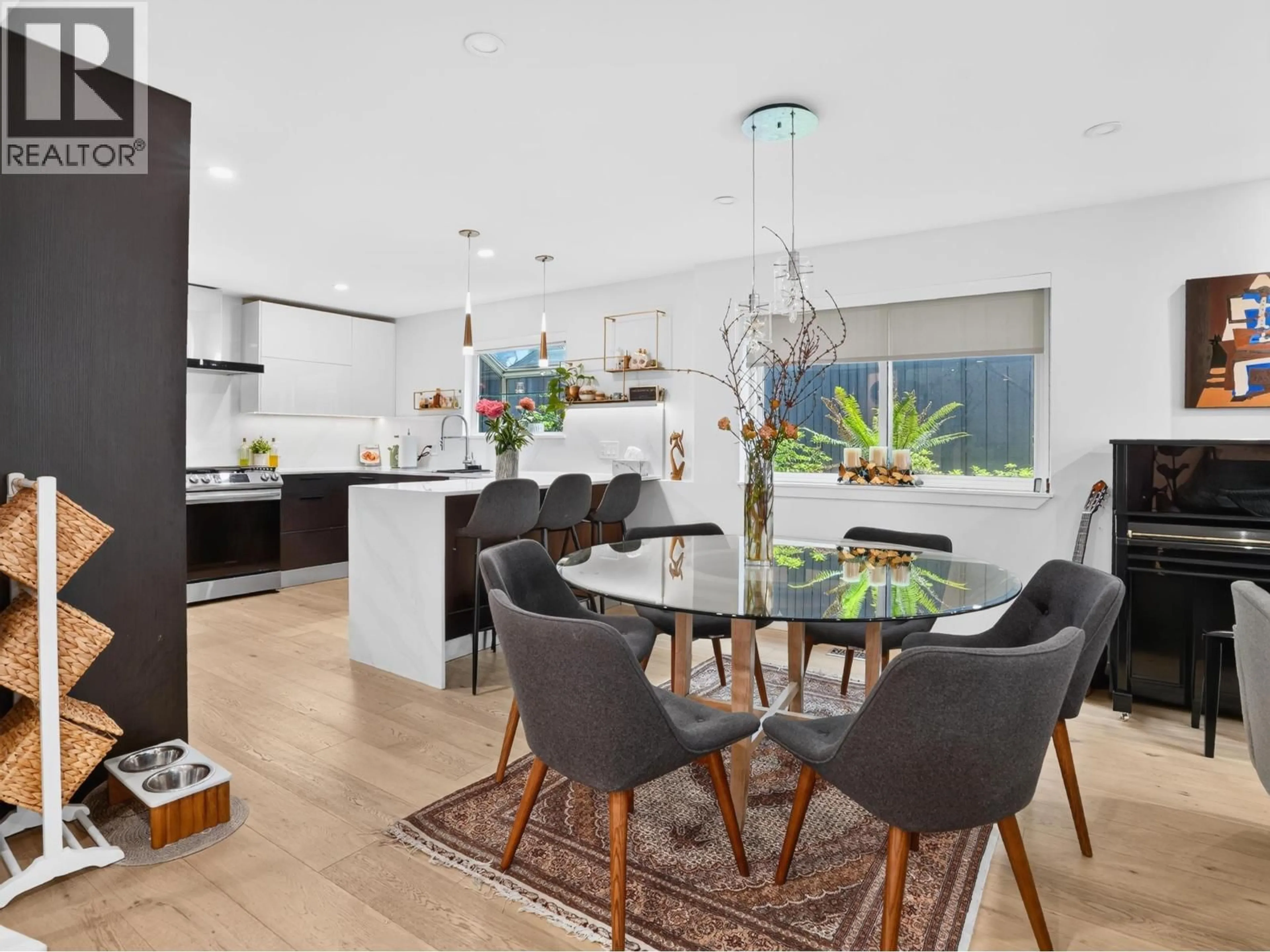 Open concept kitchen, unknown for 514 28TH STREET, North Vancouver British Columbia V7N2J5
