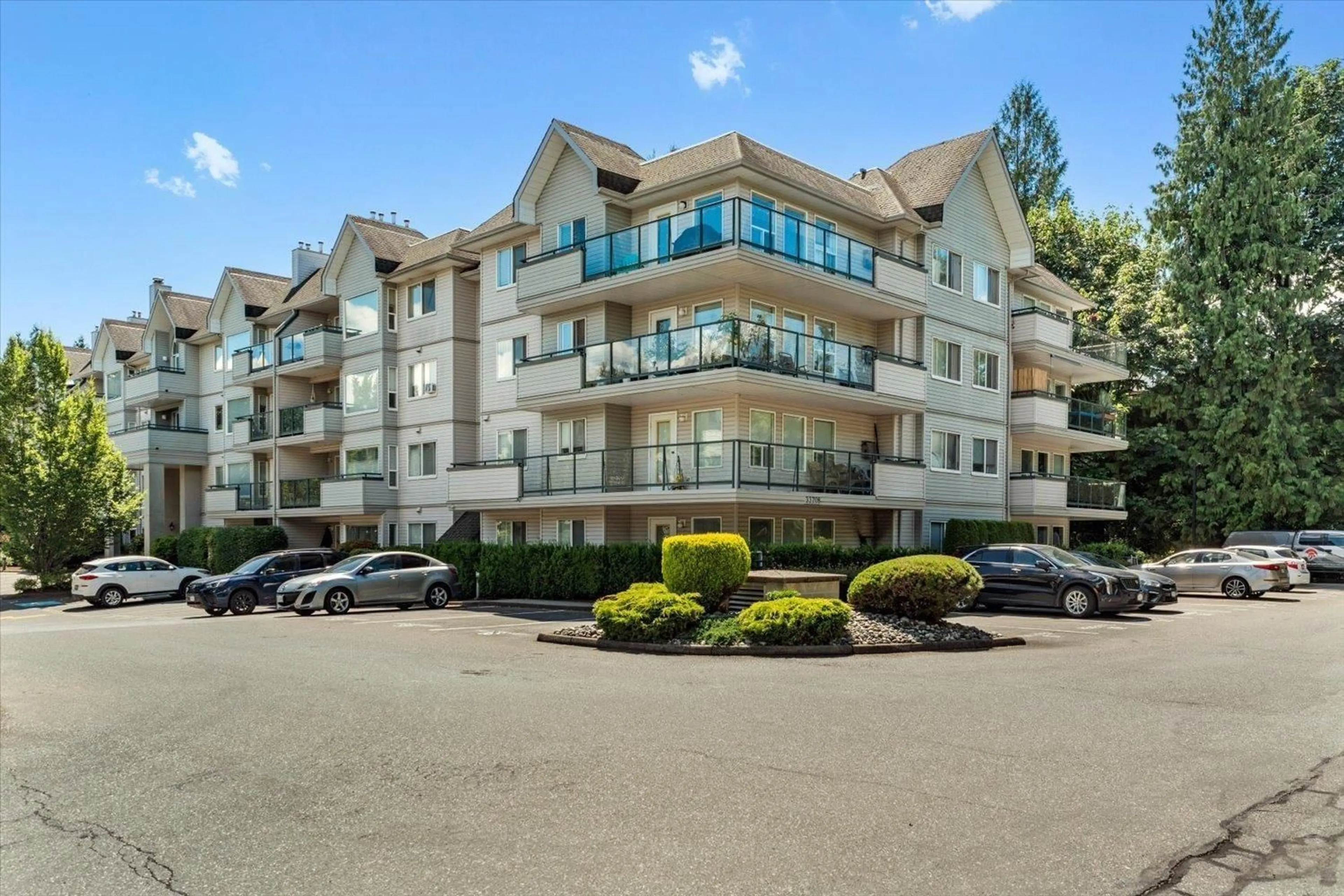 Unknown for 404 - 33708 KING ROAD, Abbotsford British Columbia V2S8C6