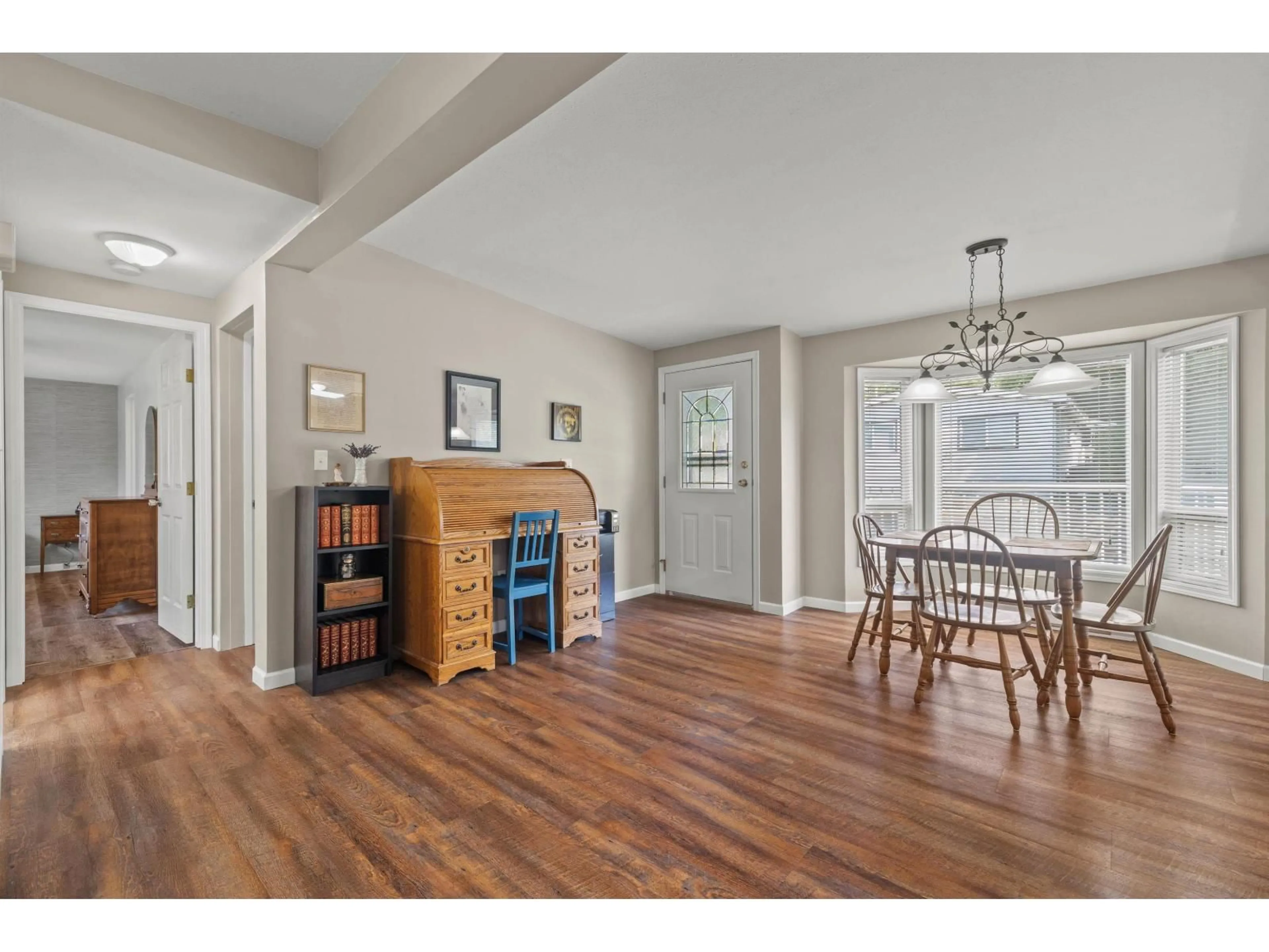 Unknown for 260 - 27111 0 AVENUE, Langley British Columbia V4W2T6