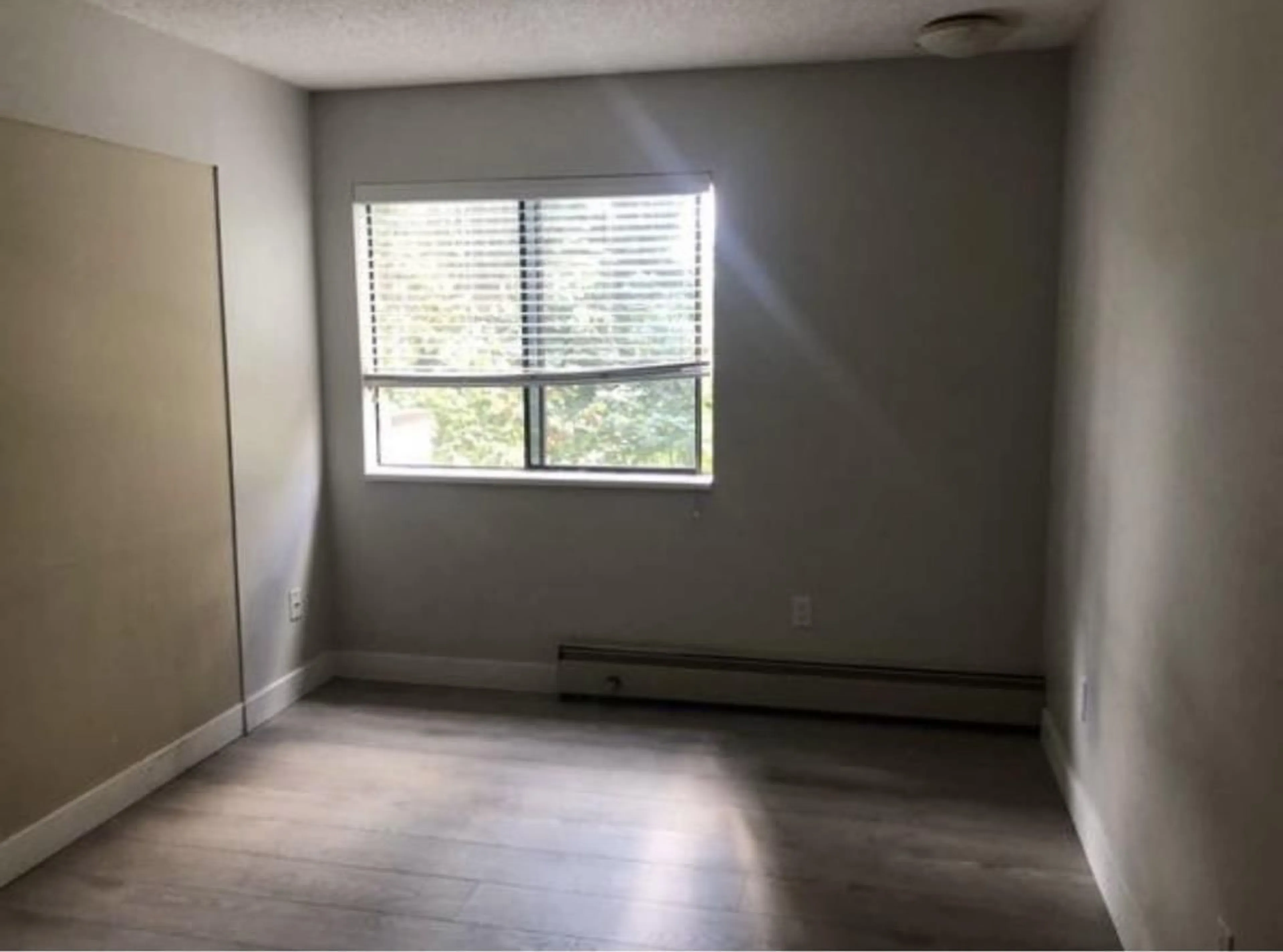 A pic of a room for 202 - 13977 74 AVENUE, Surrey British Columbia V3W6G6