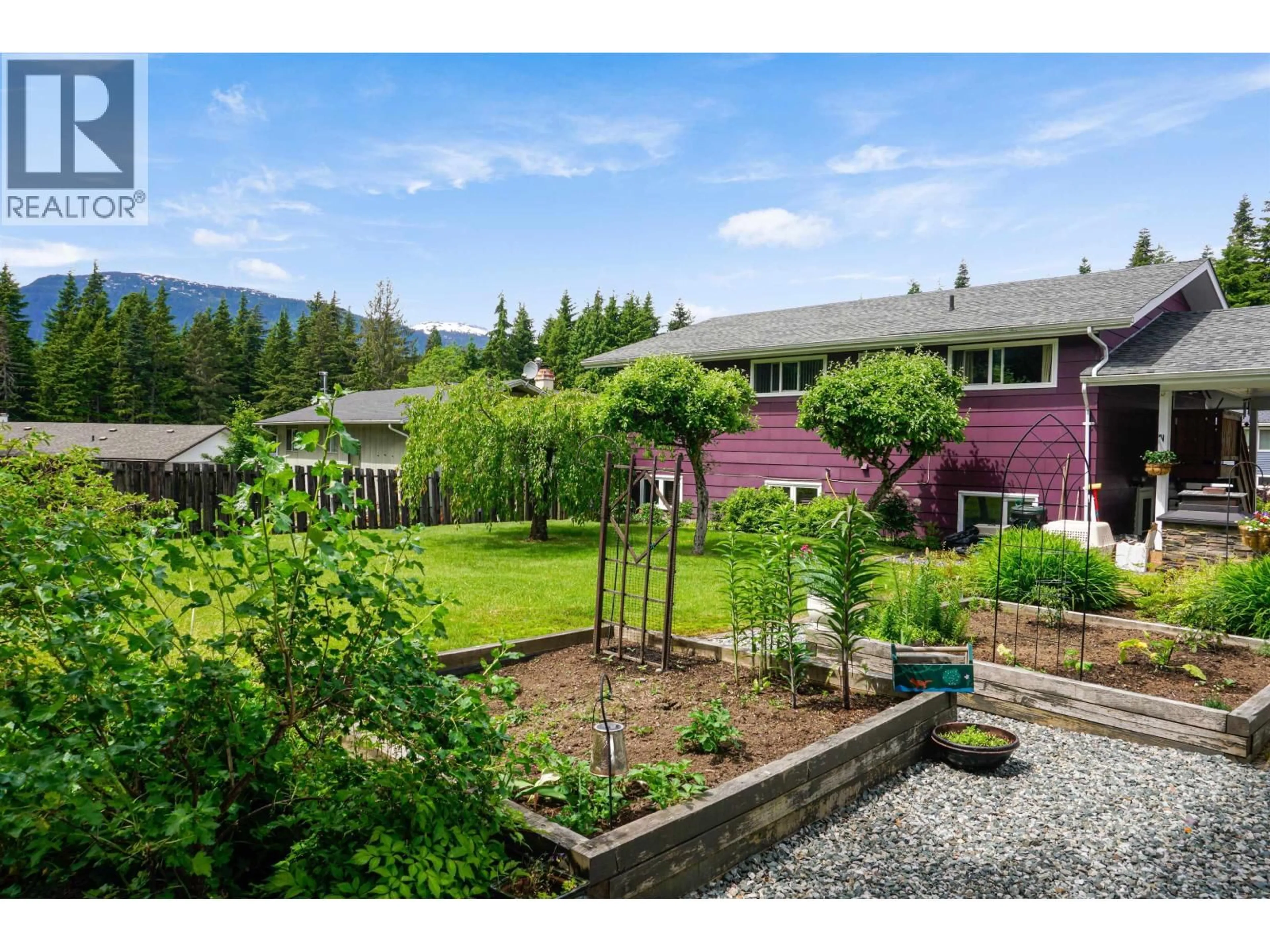 A pic from outside/outdoor area/front of a property/back of a property/a pic from drone, mountain view for 20 DUNN STREET, Kitimat British Columbia V8C1C7