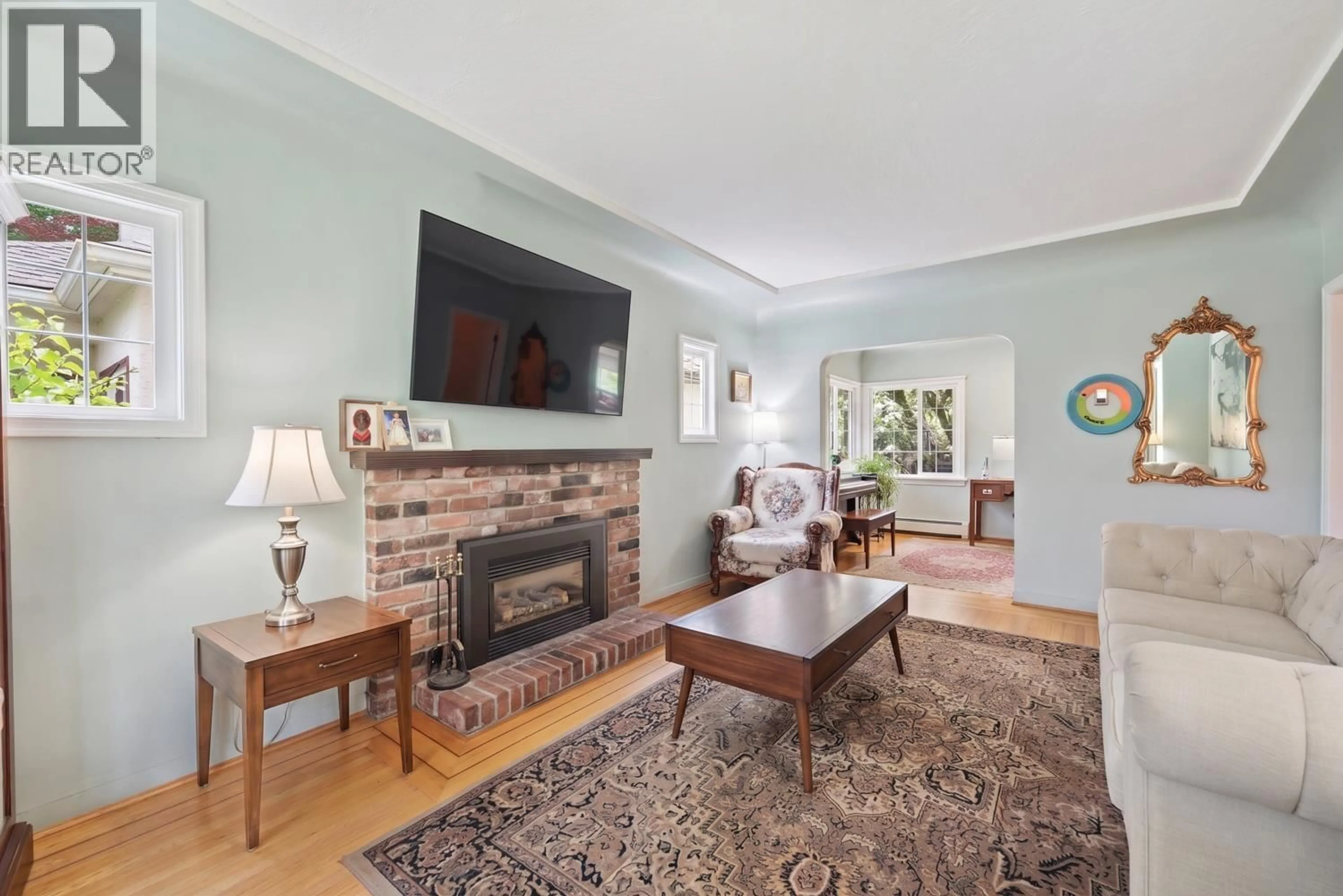 Living room with furniture, unknown for 3079 CROWN STREET, Vancouver British Columbia V6R3W4