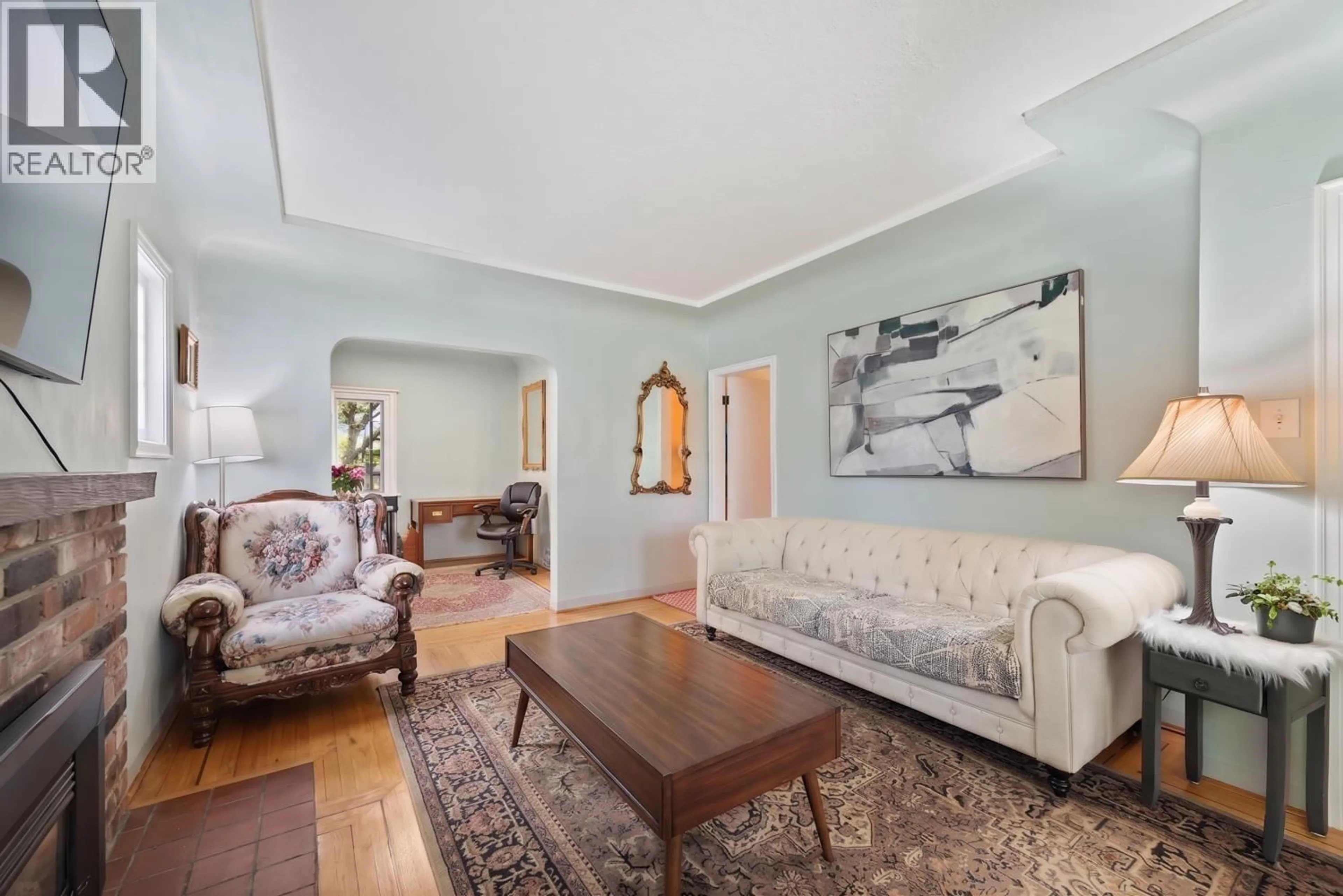 Living room with furniture, unknown for 3079 CROWN STREET, Vancouver British Columbia V6R3W4