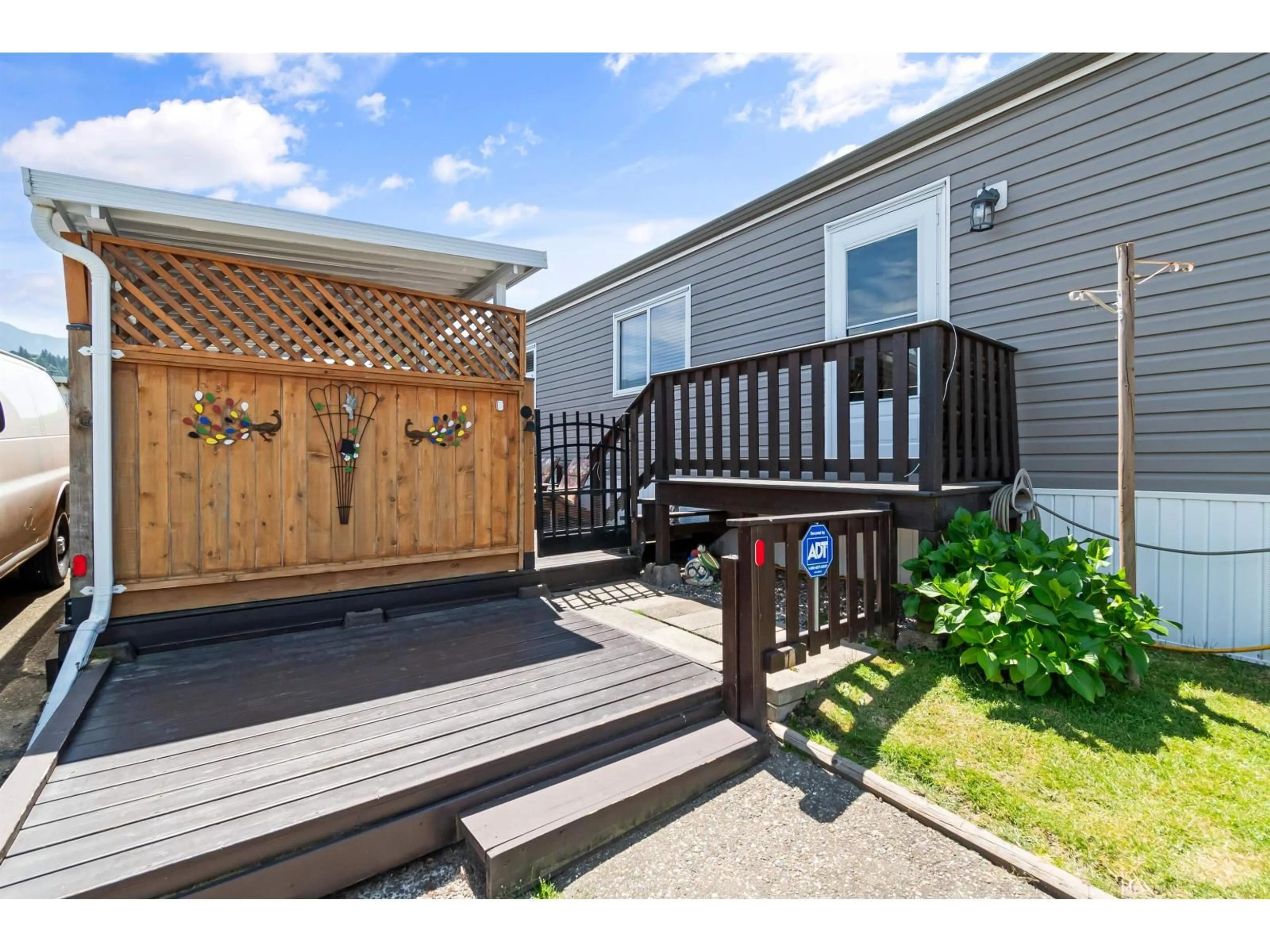 Patio, street for 93 - 6338 VEDDER ROAD, Chilliwack British Columbia V2R3R3