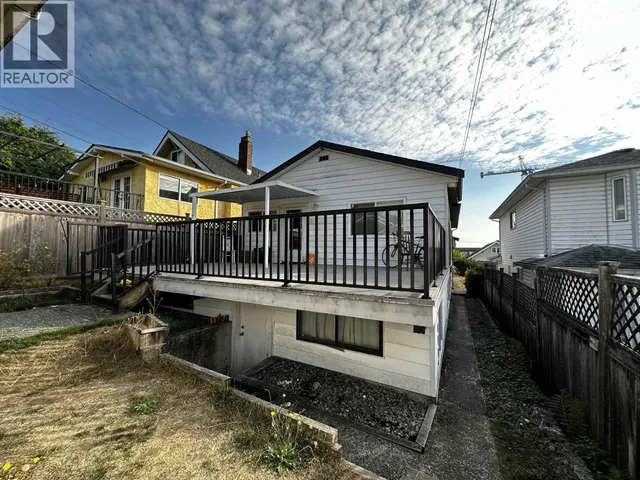 3635 FRANKLIN STREET, Vancouver 3