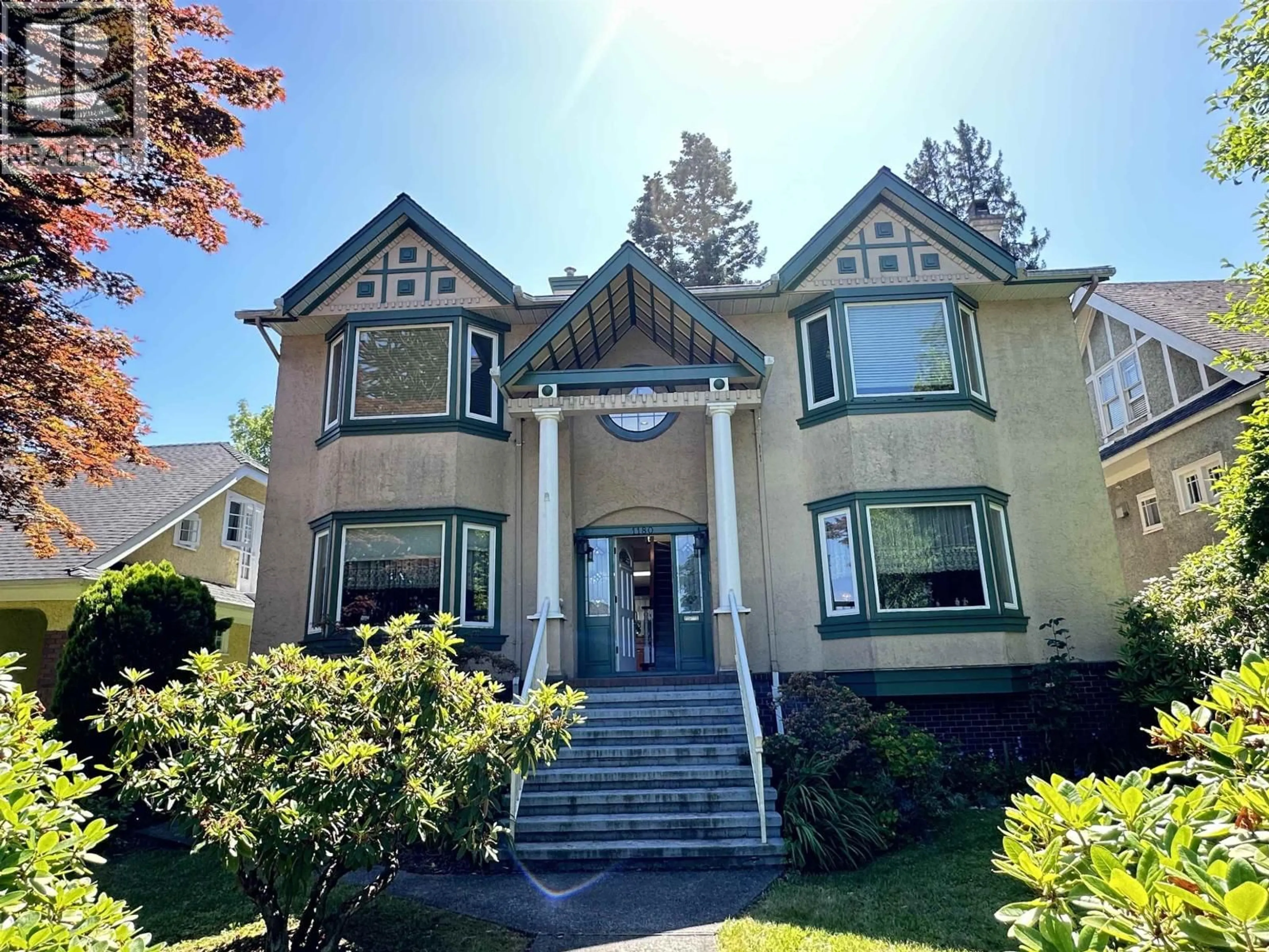 Home with vinyl exterior material, street for 1180 DEVONSHIRE CRESCENT, Vancouver British Columbia V6H2G1