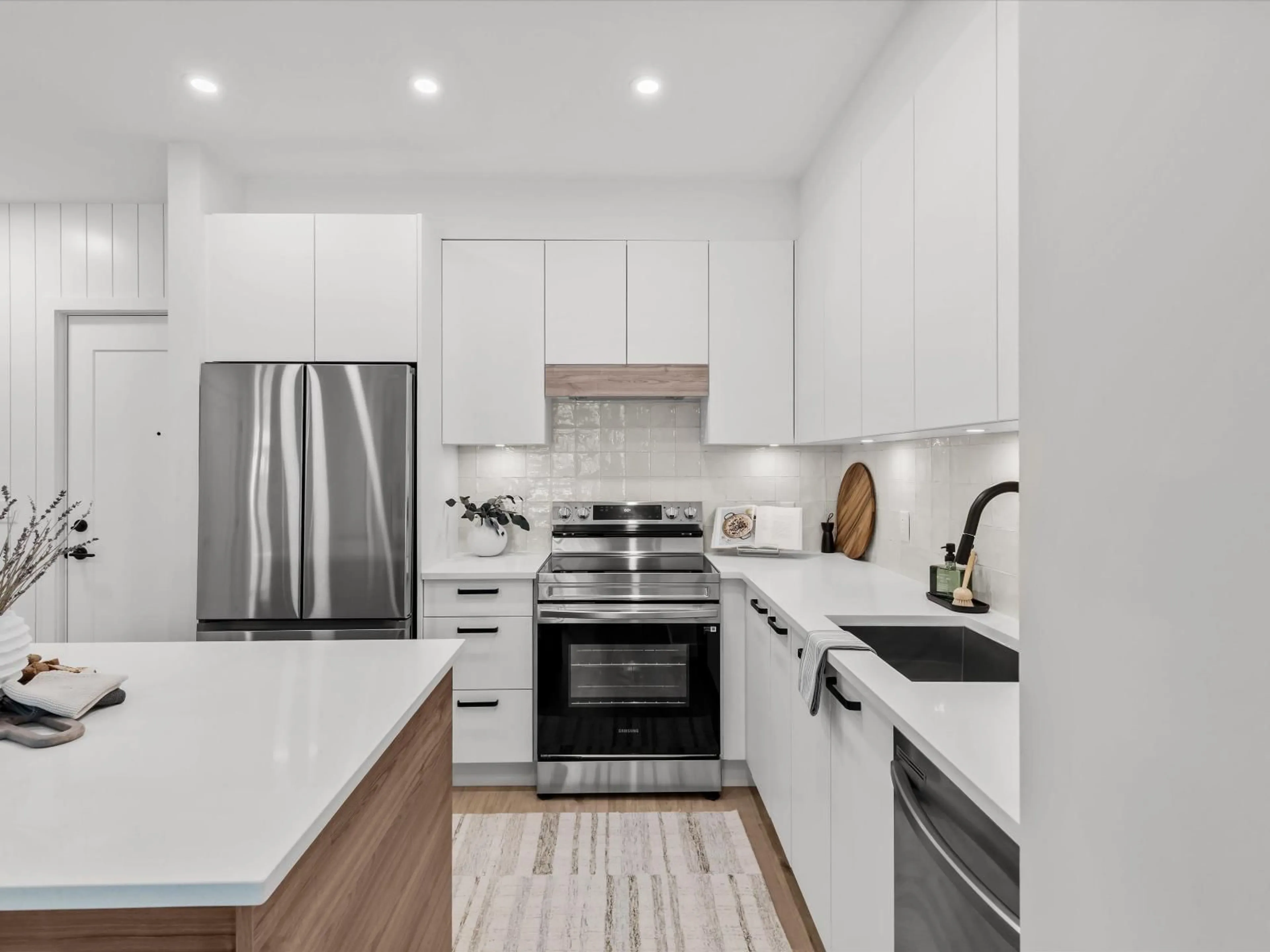 Open concept kitchen, unknown for 105 - 33920 BEST AVENUE, Mission British Columbia V2V0L9
