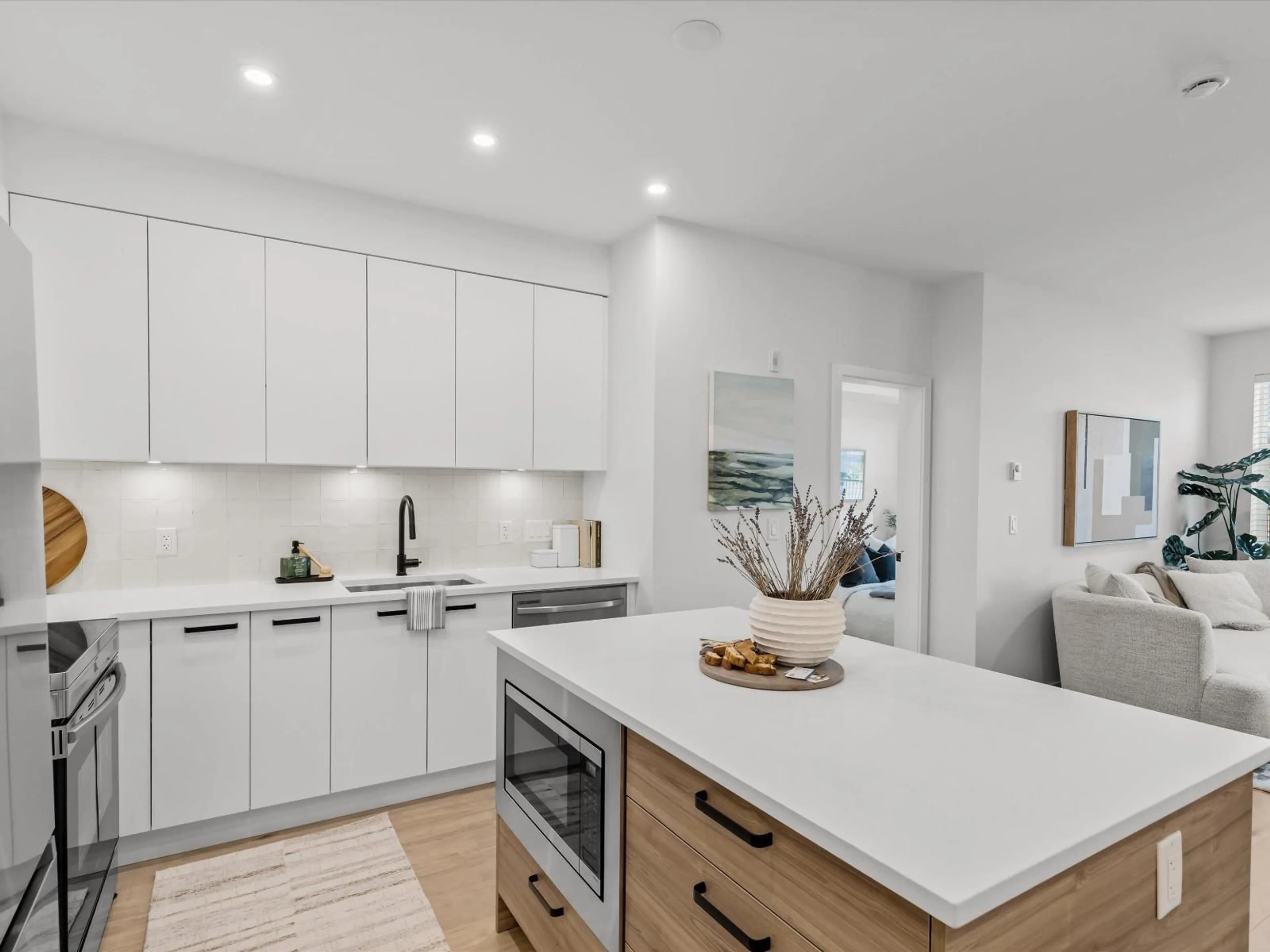 Open concept kitchen, unknown for 105 - 33920 BEST AVENUE, Mission British Columbia V2V0L9