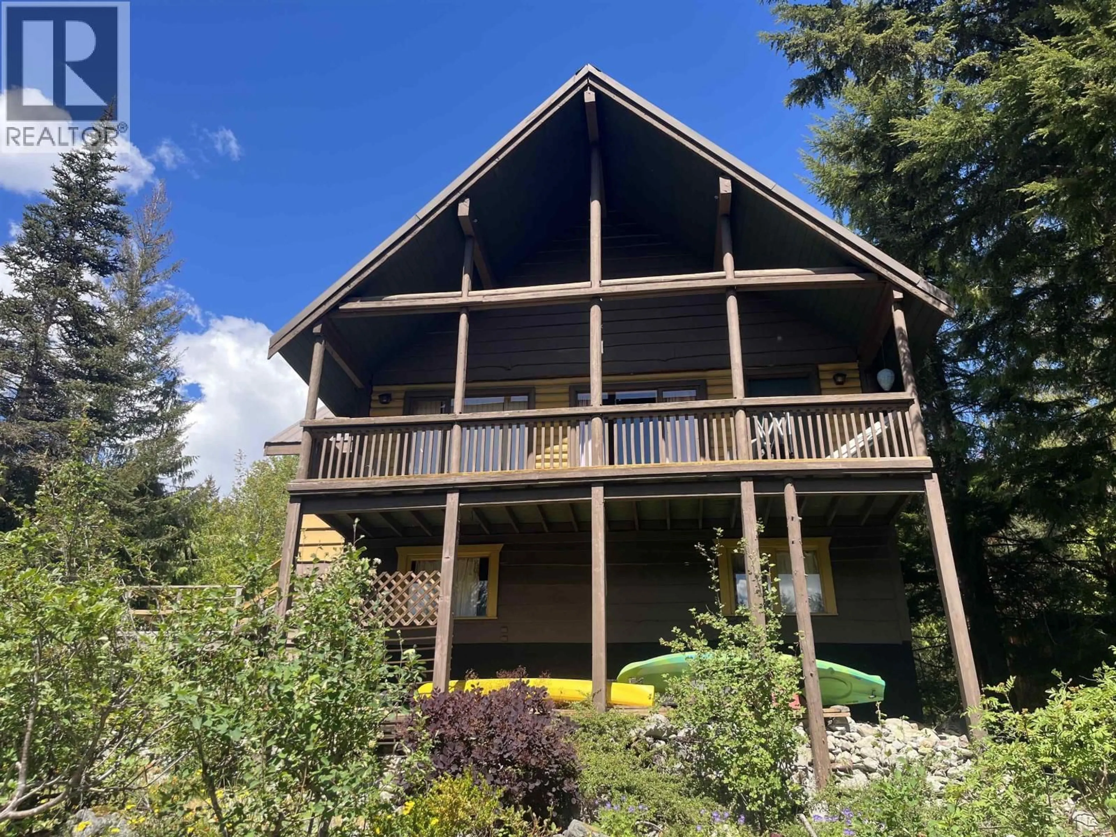 A pic from outside/outdoor area/front of a property/back of a property/a pic from drone, unknown for 9291 EMERALD DRIVE, Whistler British Columbia V8E0G5
