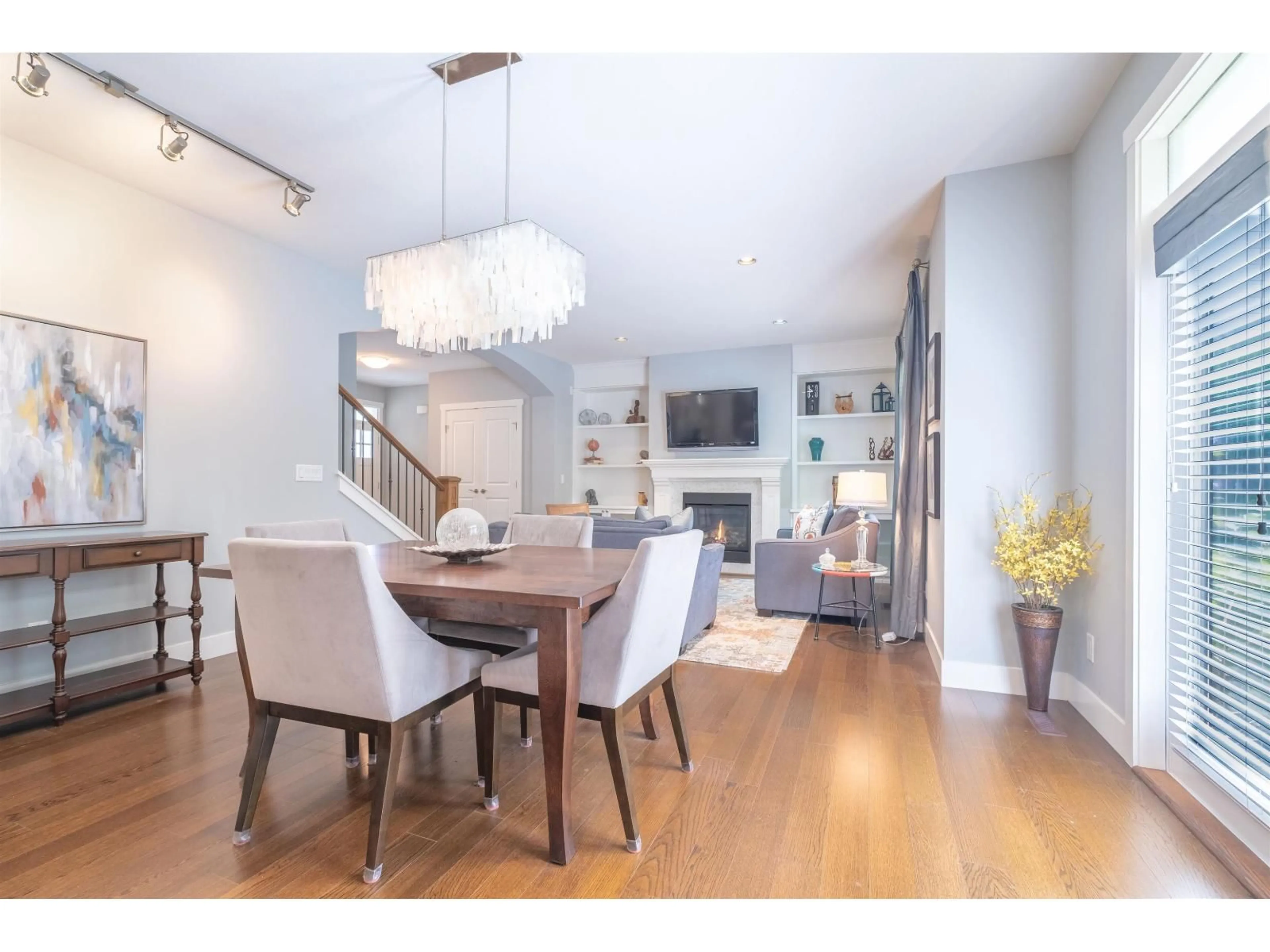 Dining room, wood/laminate floor for 23 - 15885 26 AVENUE, Surrey British Columbia V3S8L3