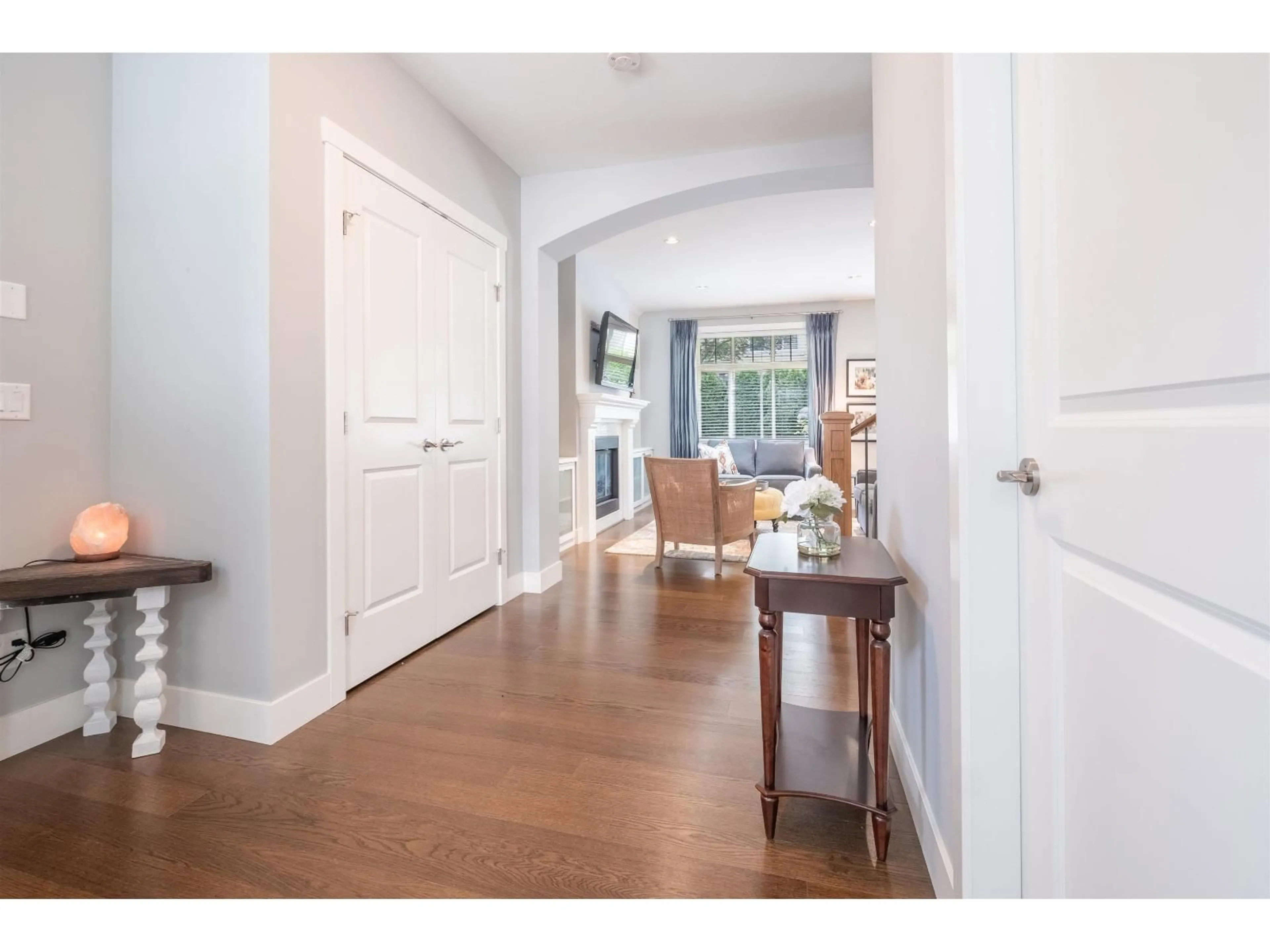 Indoor entryway for 23 - 15885 26 AVENUE, Surrey British Columbia V3S8L3