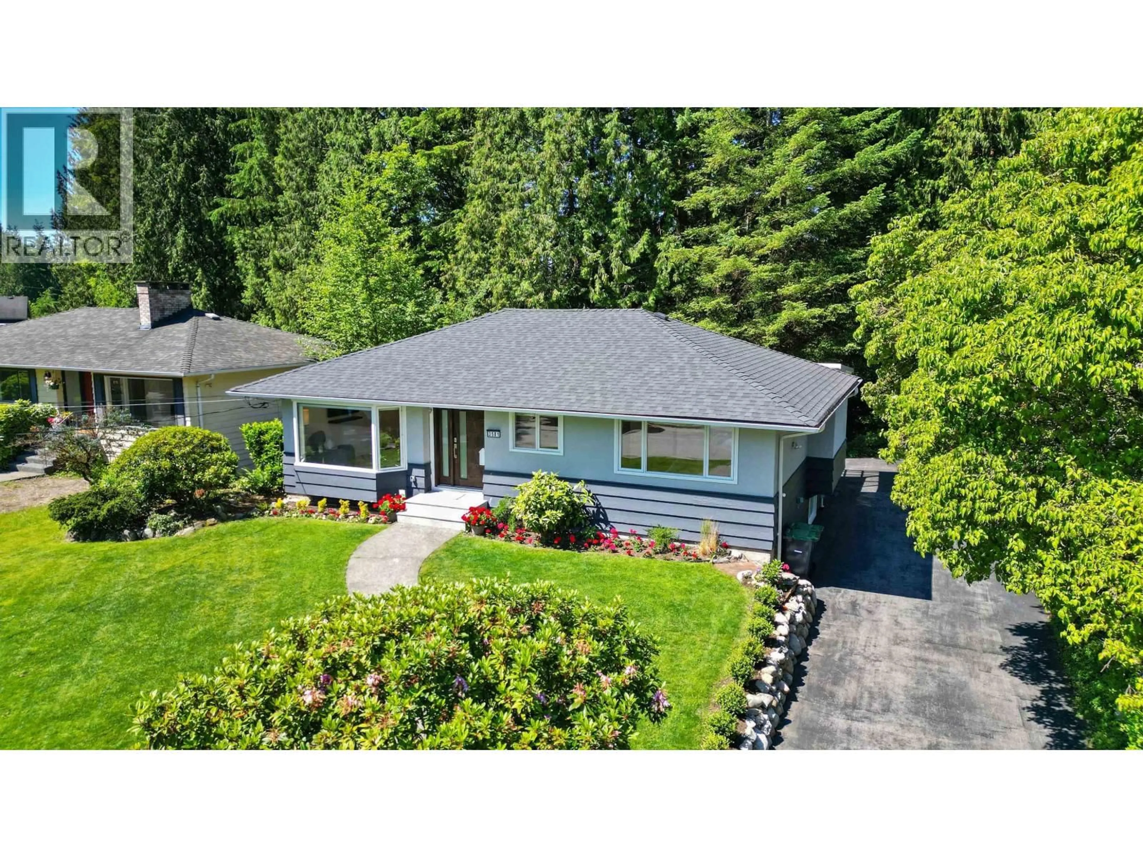 A pic from outside/outdoor area/front of a property/back of a property/a pic from drone, street for 3581 BLUEBONNET ROAD, North Vancouver British Columbia V7H1K4