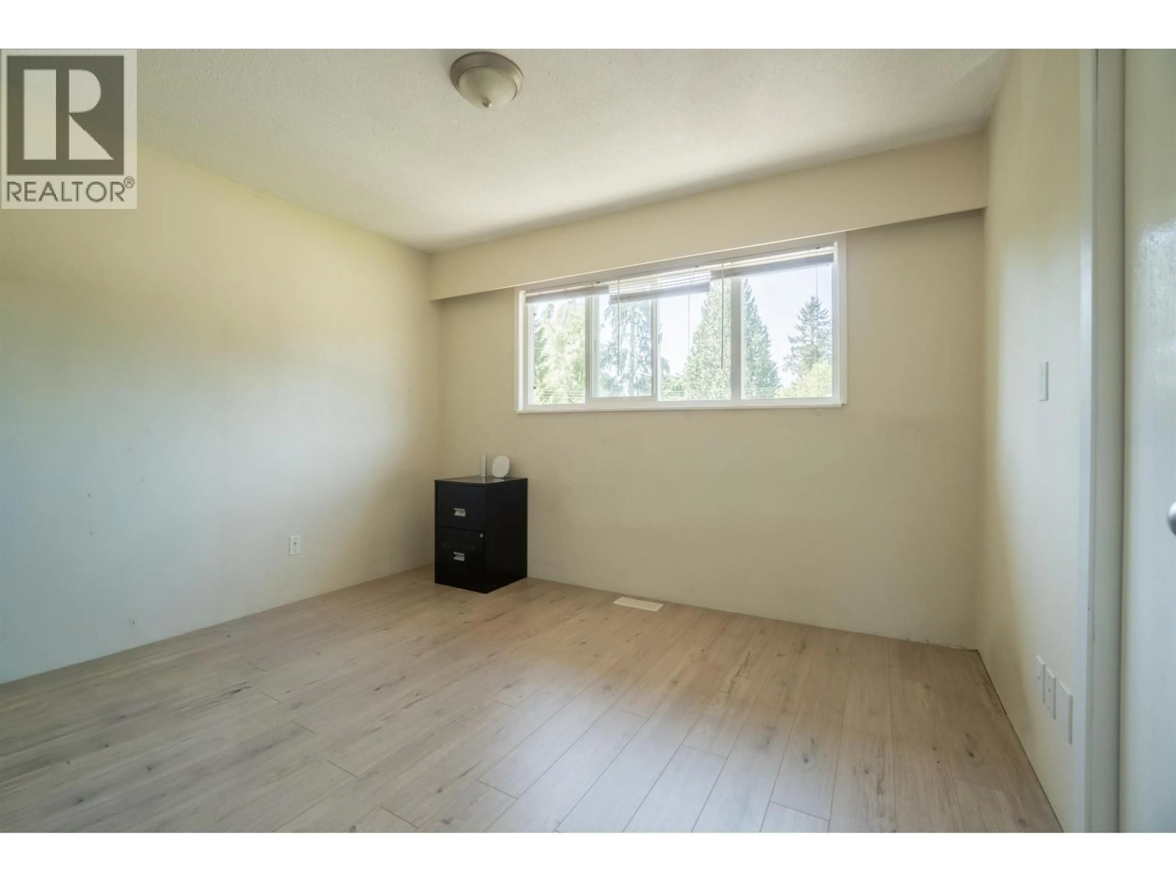 A pic of a room for 2930 SEFTON STREET, Port Coquitlam British Columbia V3B3P8