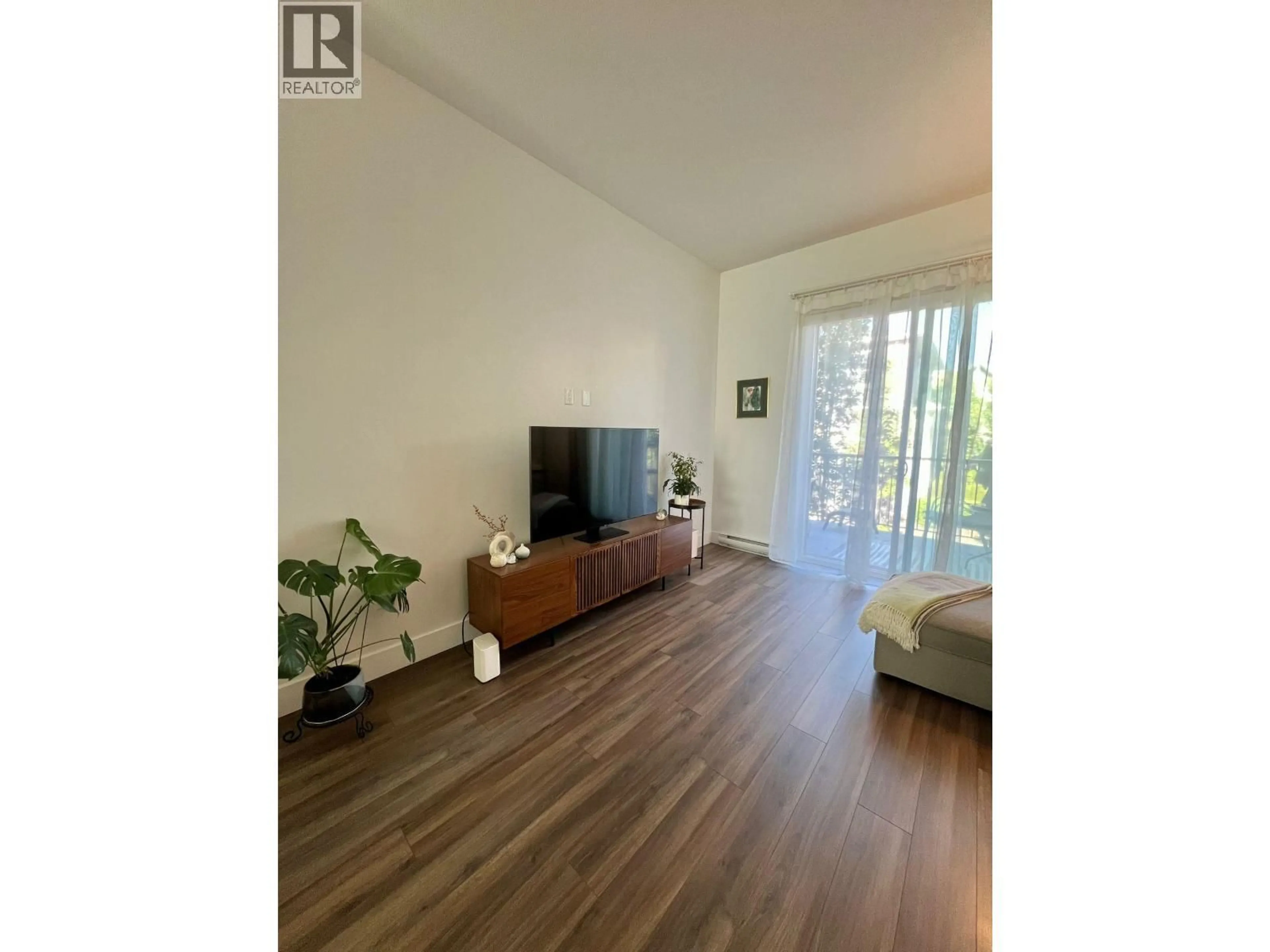Living room with furniture, unknown for 31 - 4638 ORCA WAY, Tsawwassen British Columbia V4M0C2