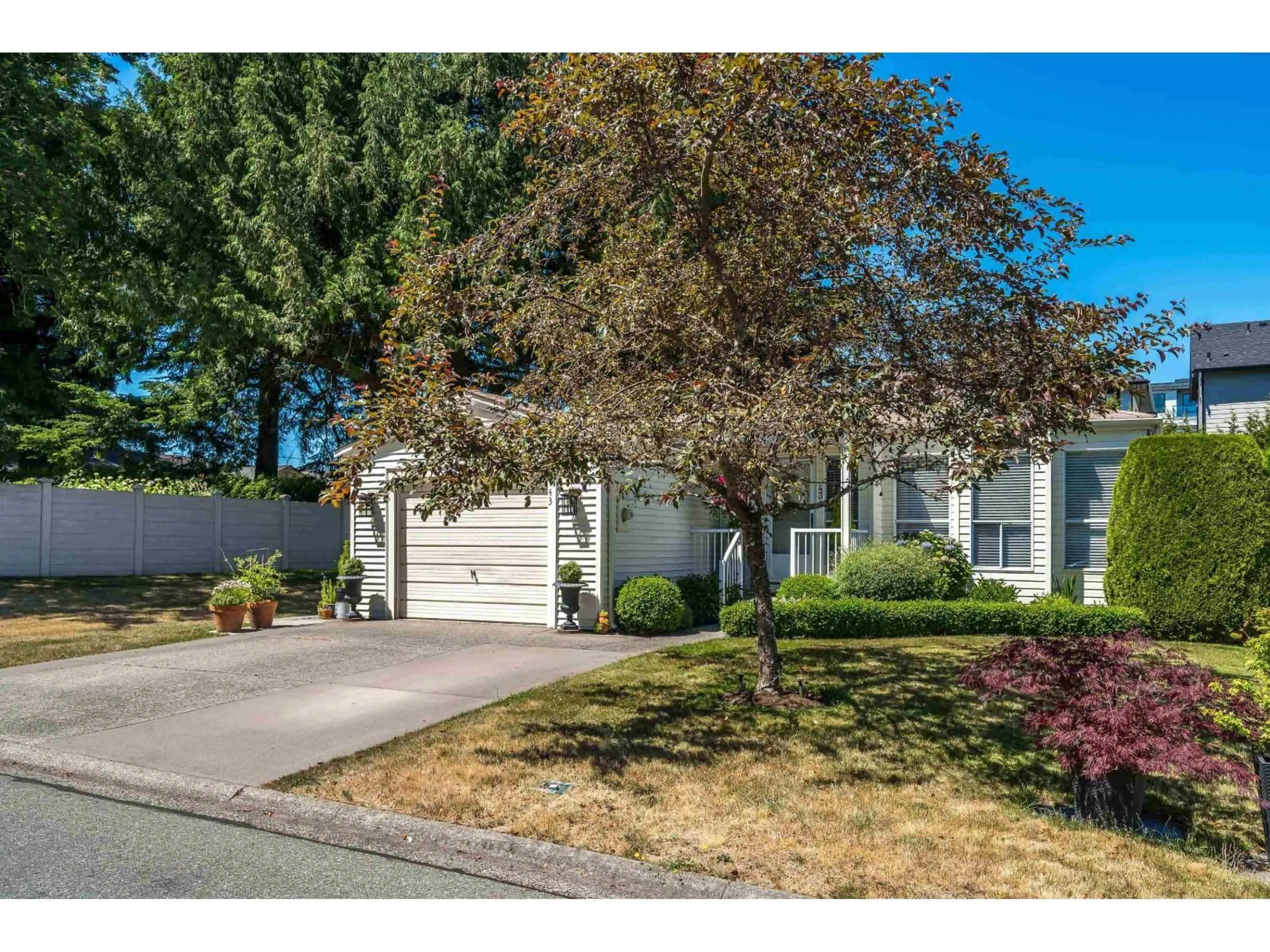 Home with vinyl exterior material, street for 43 - 2345 CRANLEY DRIVE, Surrey British Columbia V4A9G5