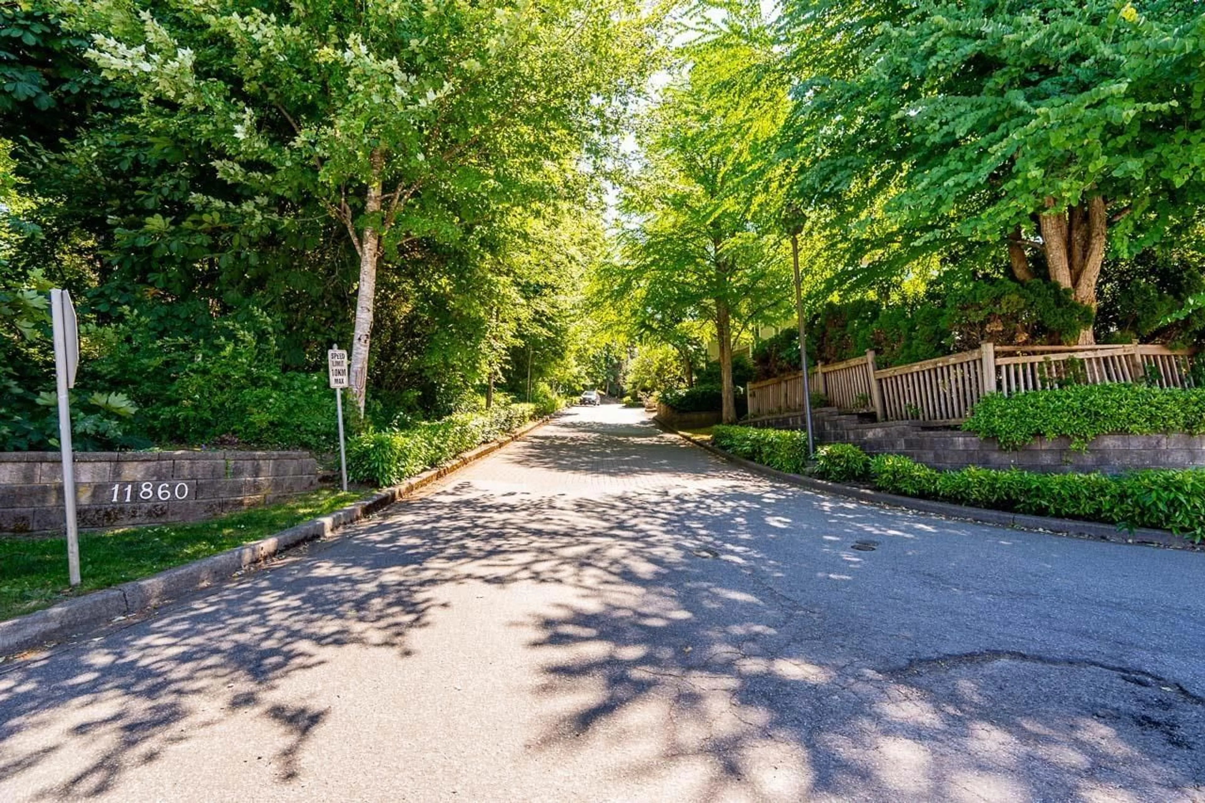A pic from outside/outdoor area/front of a property/back of a property/a pic from drone, street for 44 - 11860 RIVER ROAD, Surrey British Columbia V3V2V7