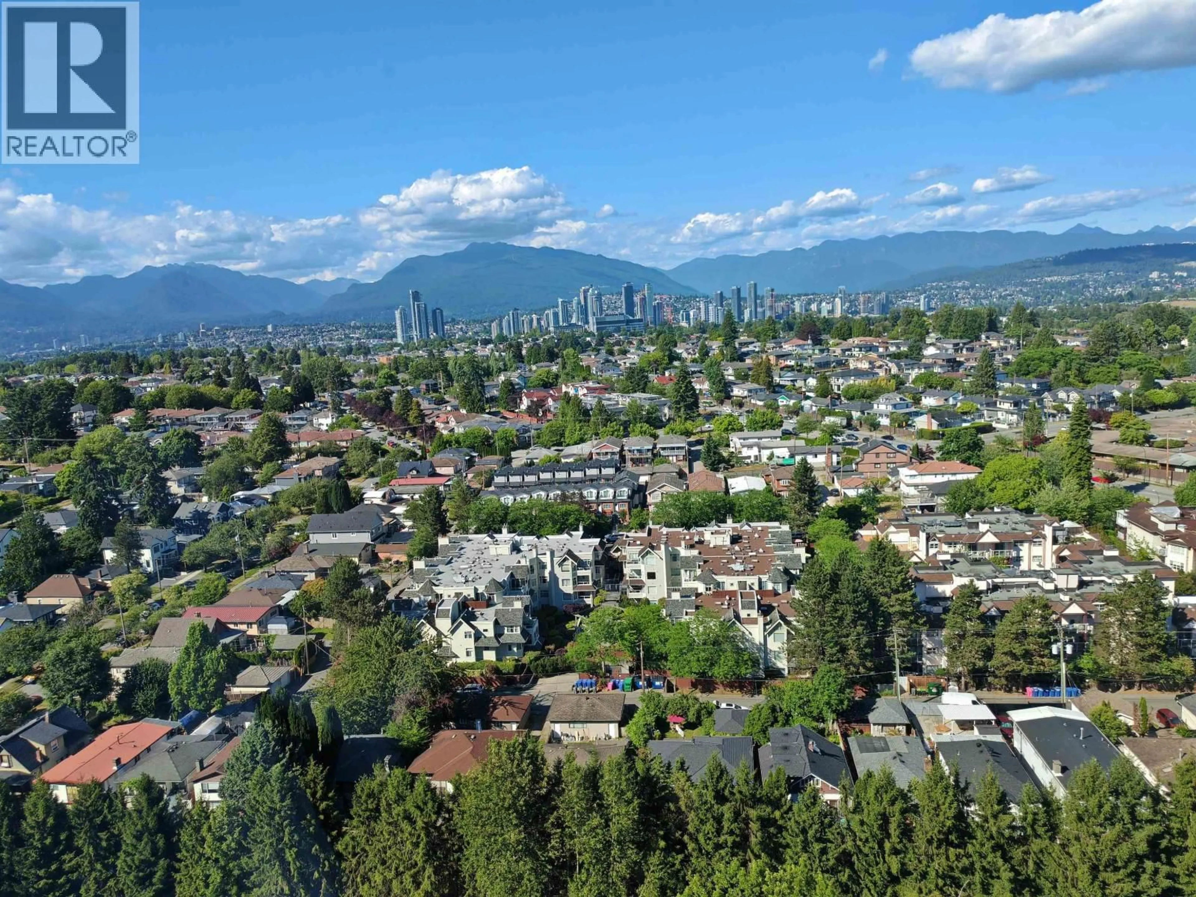 A pic from outside/outdoor area/front of a property/back of a property/a pic from drone, mountain view for 2509 - 5380 OBEN STREET, Vancouver British Columbia V5R6H7