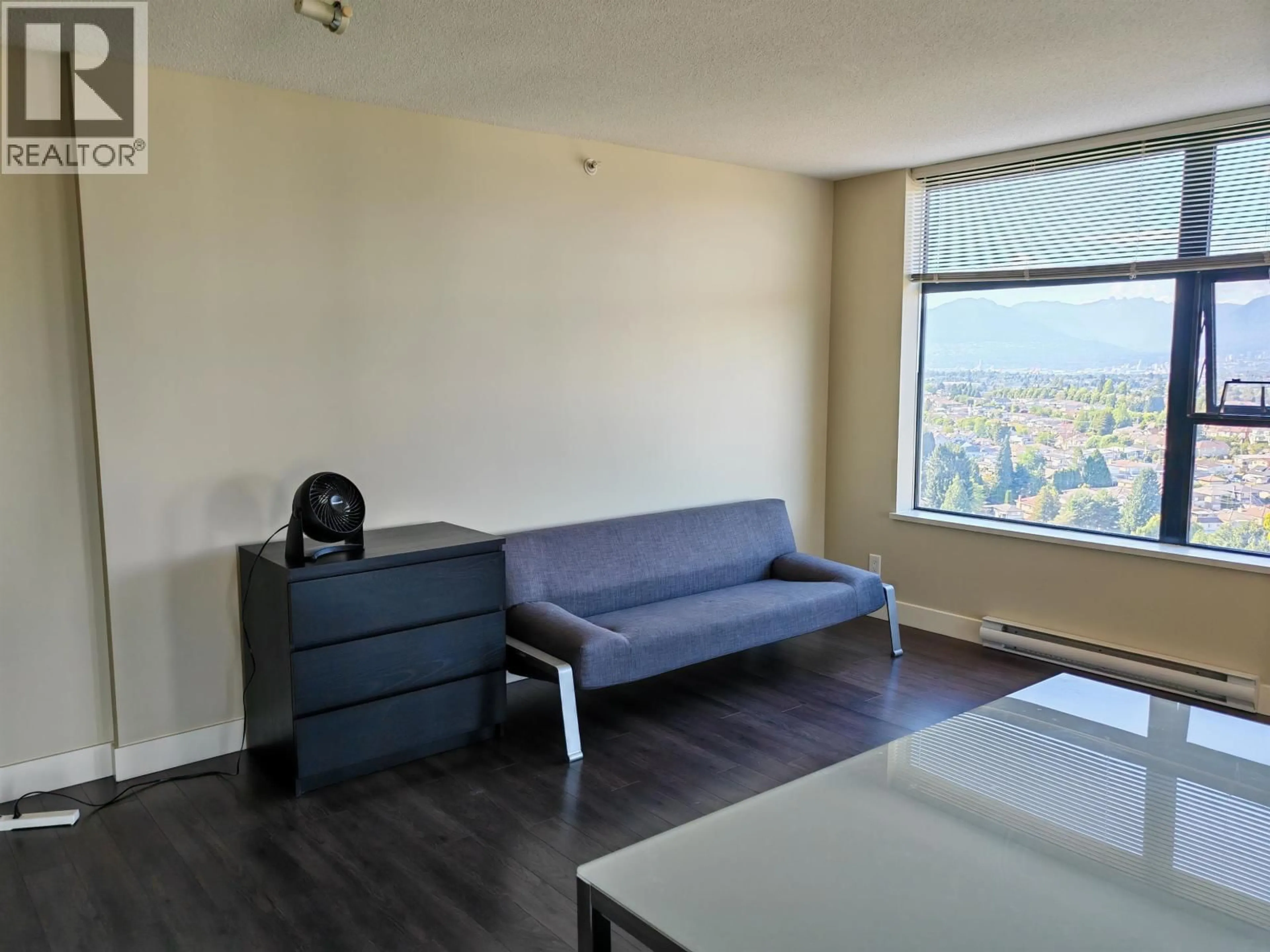 Living room with furniture, unknown for 2509 - 5380 OBEN STREET, Vancouver British Columbia V5R6H7
