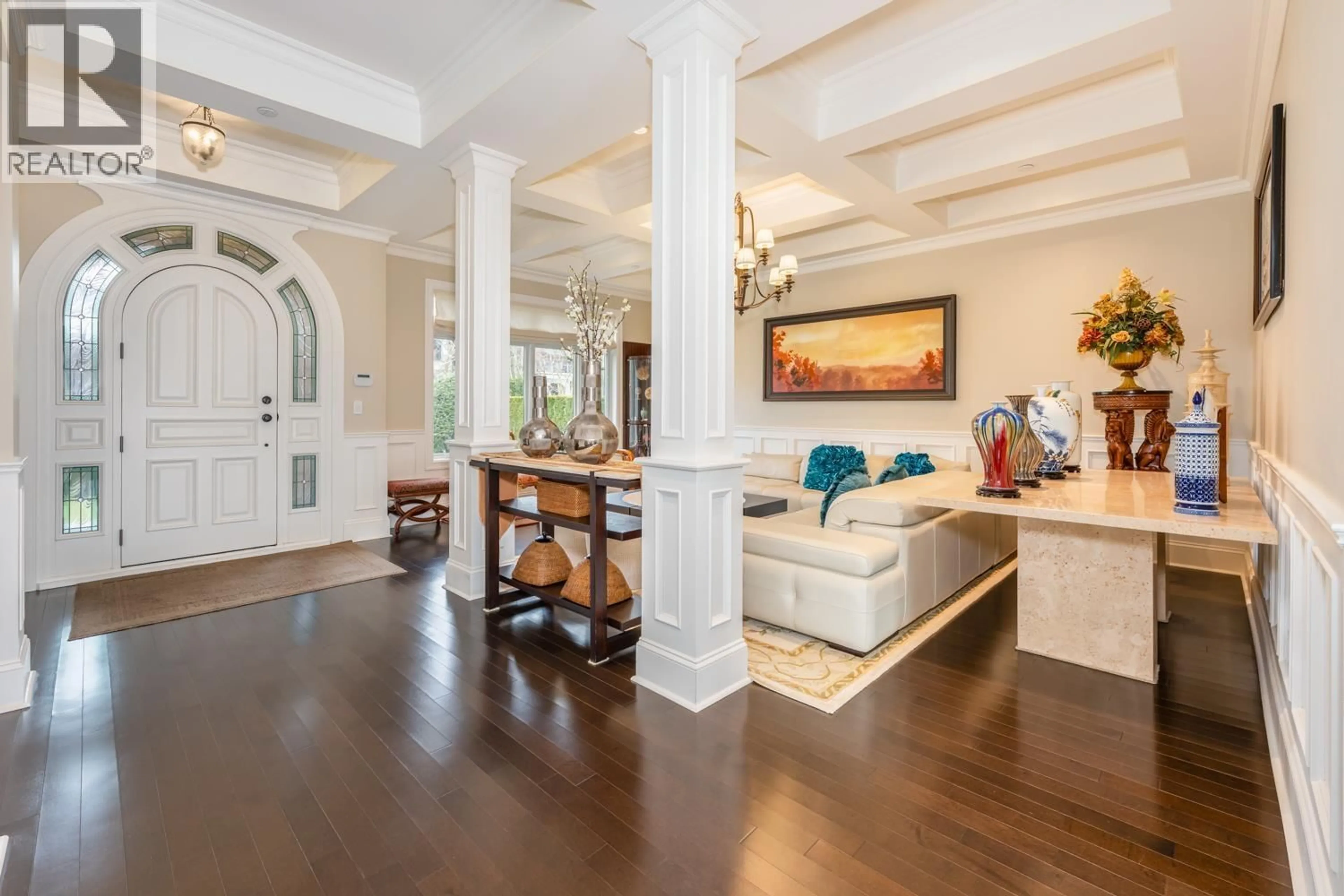 Indoor entryway for 4022 30TH AVENUE, Vancouver British Columbia V6S1X5