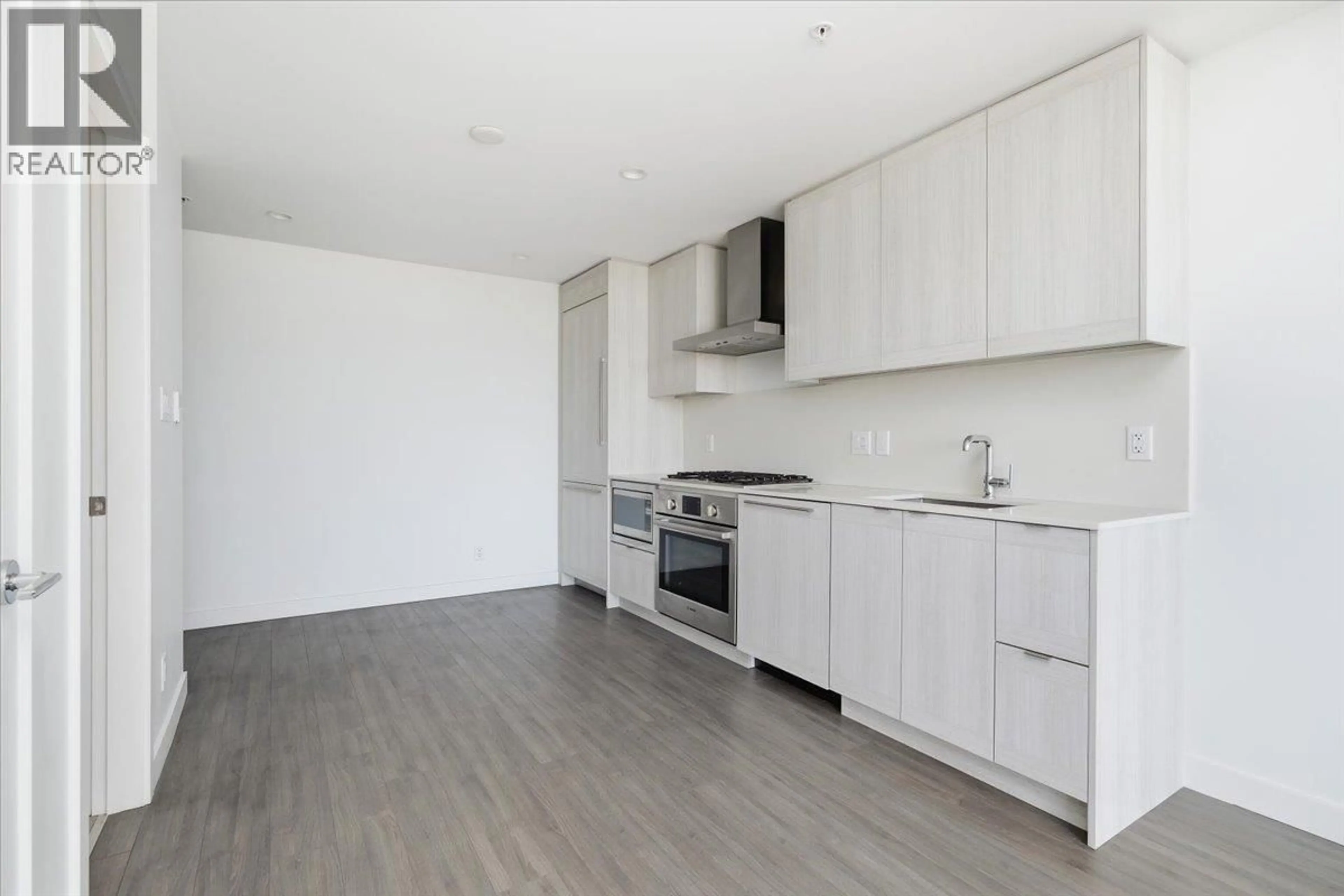 Standard kitchen, wood/laminate floor for 602 - 2351 BETA AVENUE, Burnaby British Columbia V5C0M2