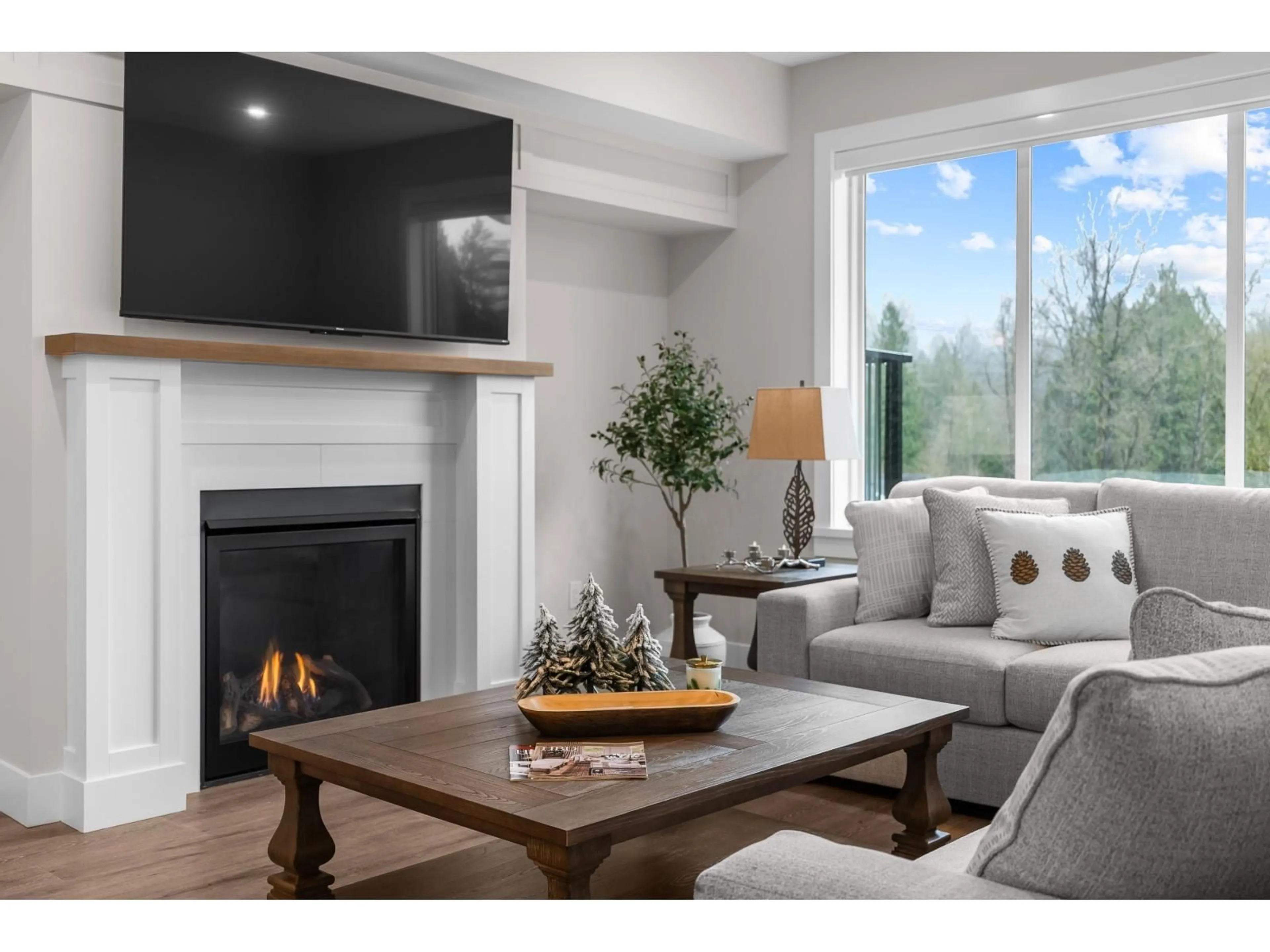 Living room with furniture, unknown for 7 - 35247 STRAITON ROAD, Abbotsford British Columbia V2S7Z1