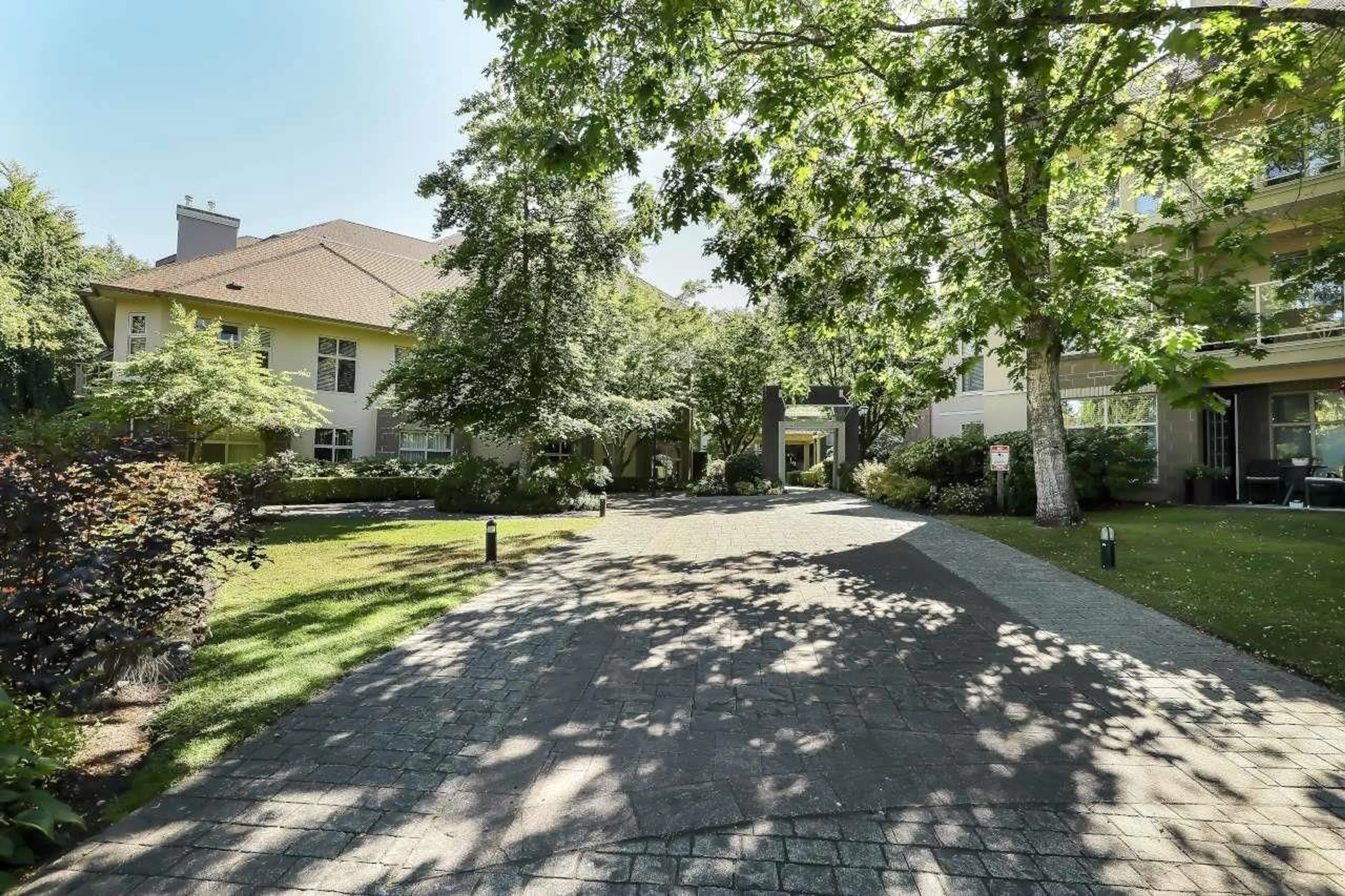 Unknown for 308 - 1929 154 STREET, Surrey British Columbia V4A4S2