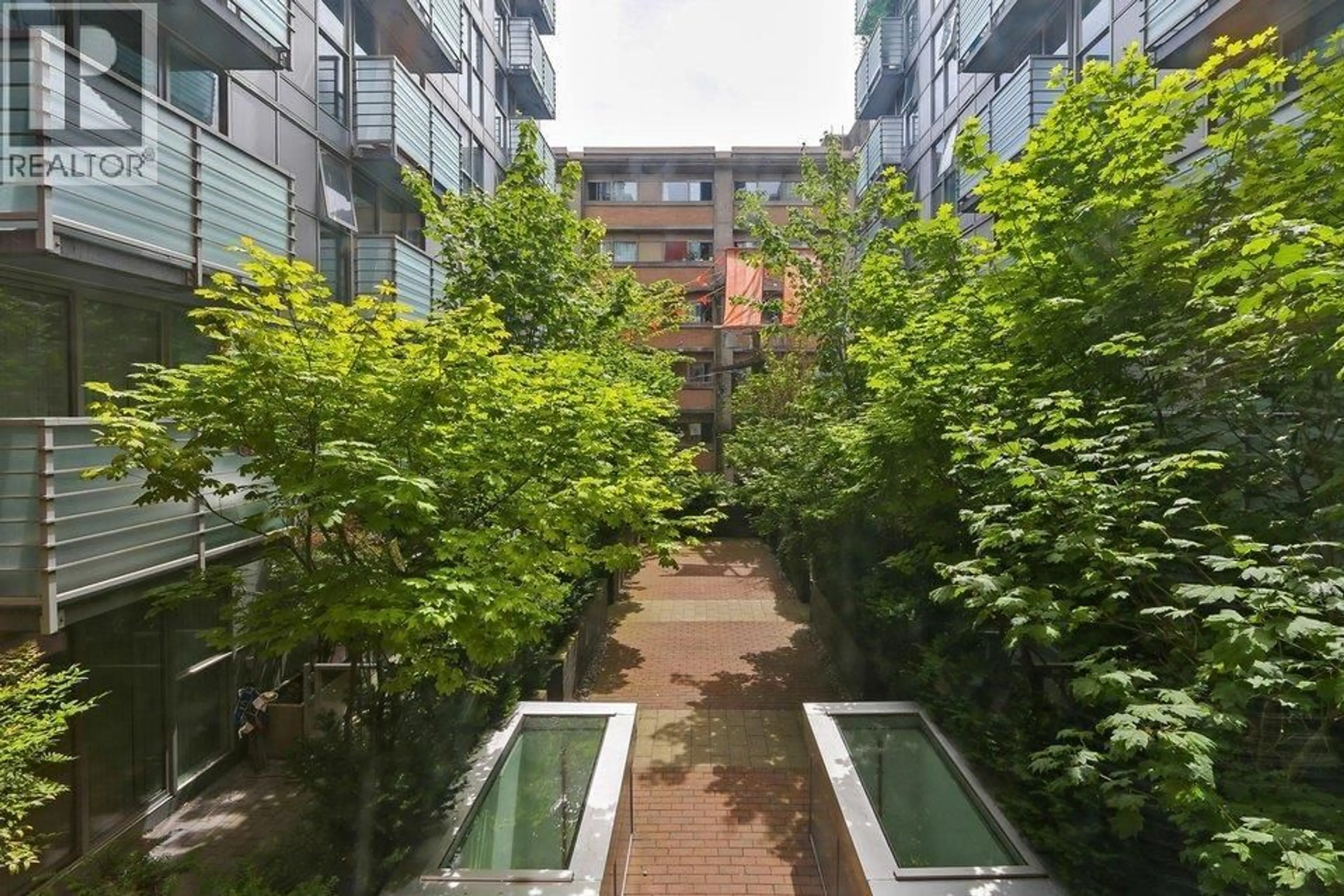 Patio, city buildings view from balcony for 816 - 168 POWELL STREET, Vancouver British Columbia V6A0B2