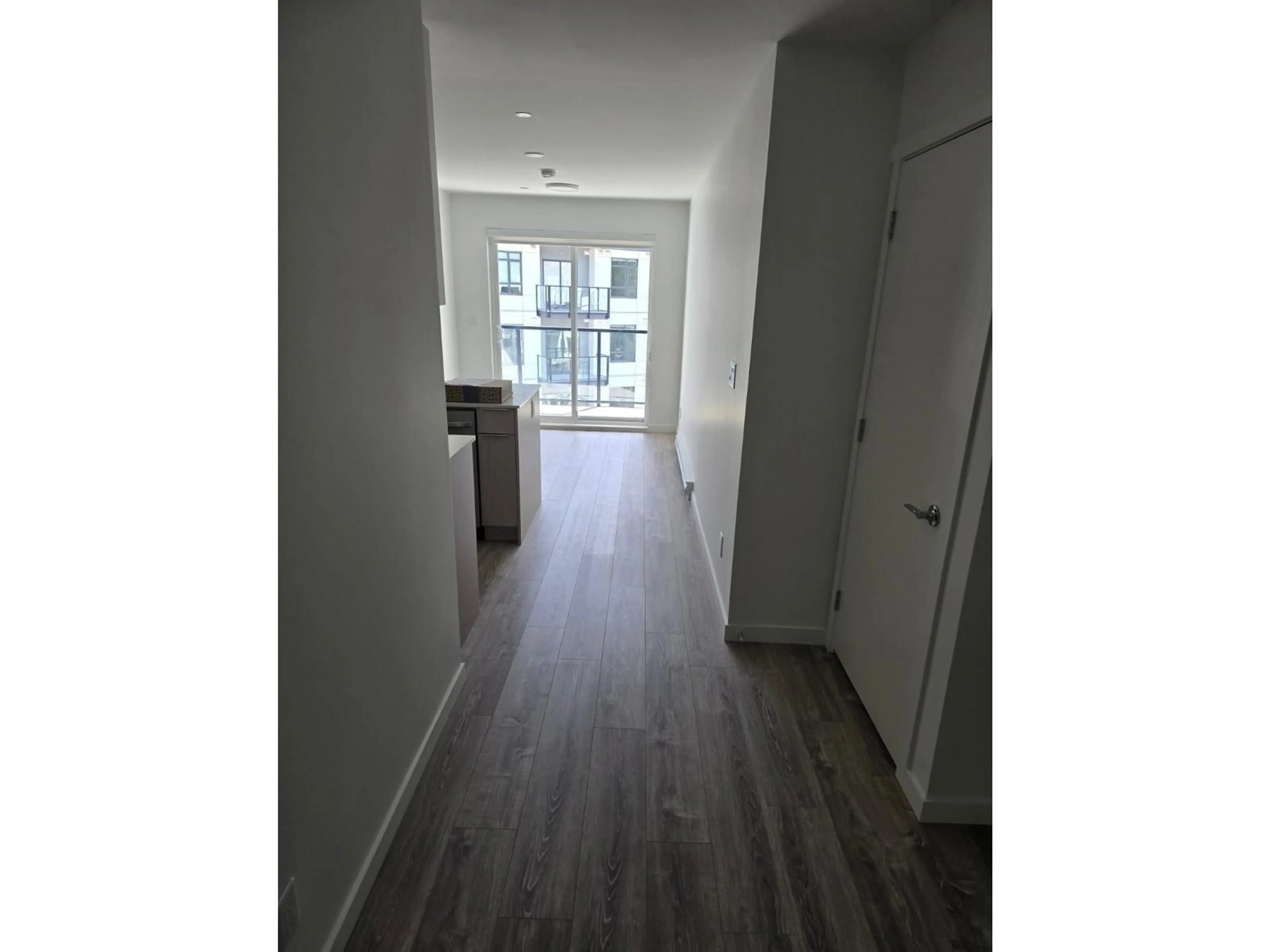 Unknown for 521 - 13968 LAUREL DRIVE, Surrey British Columbia V3T0S9
