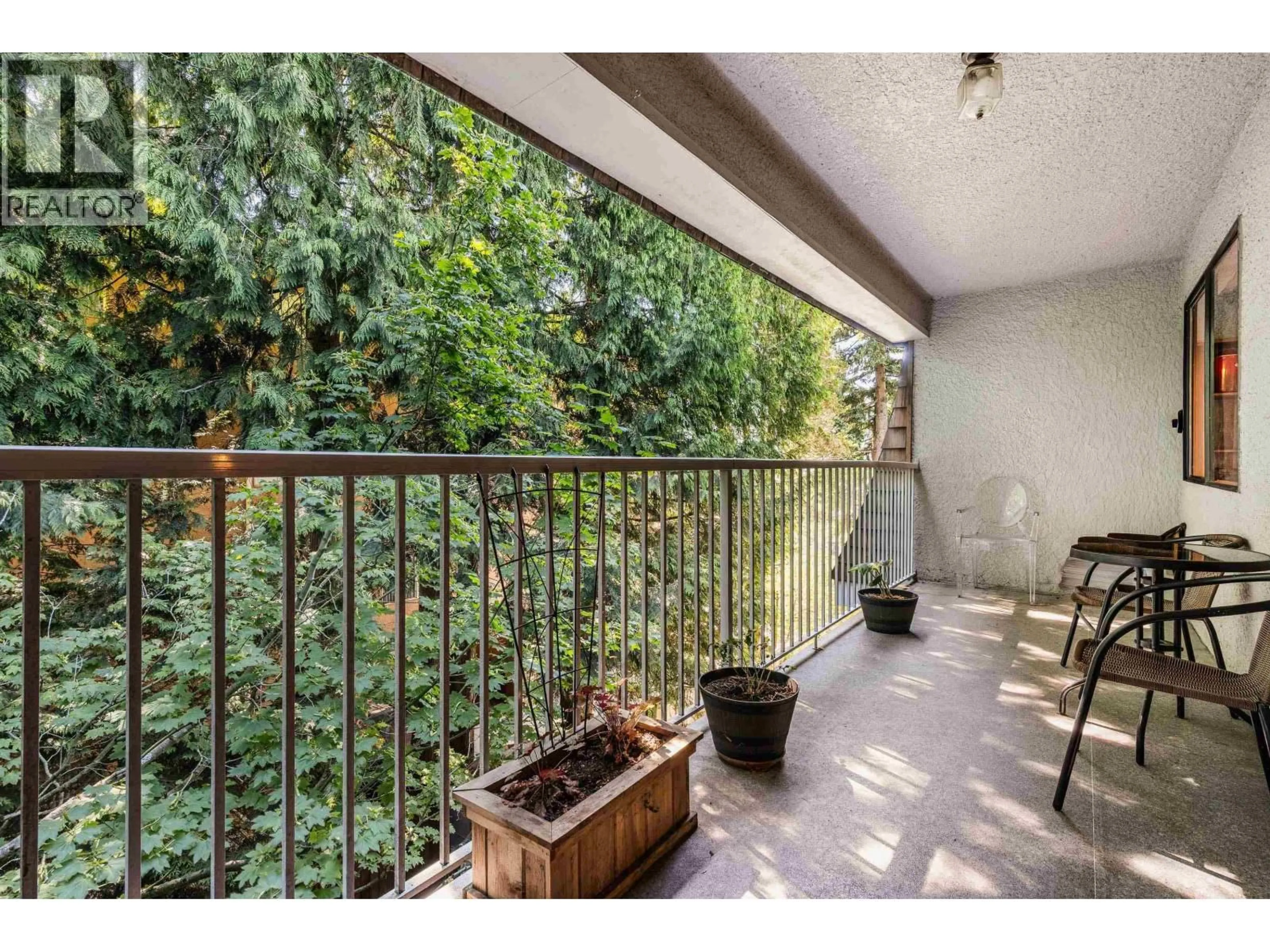 Patio, forest/trees view for 402 - 5340 HASTINGS STREET, Burnaby British Columbia V5B1R1