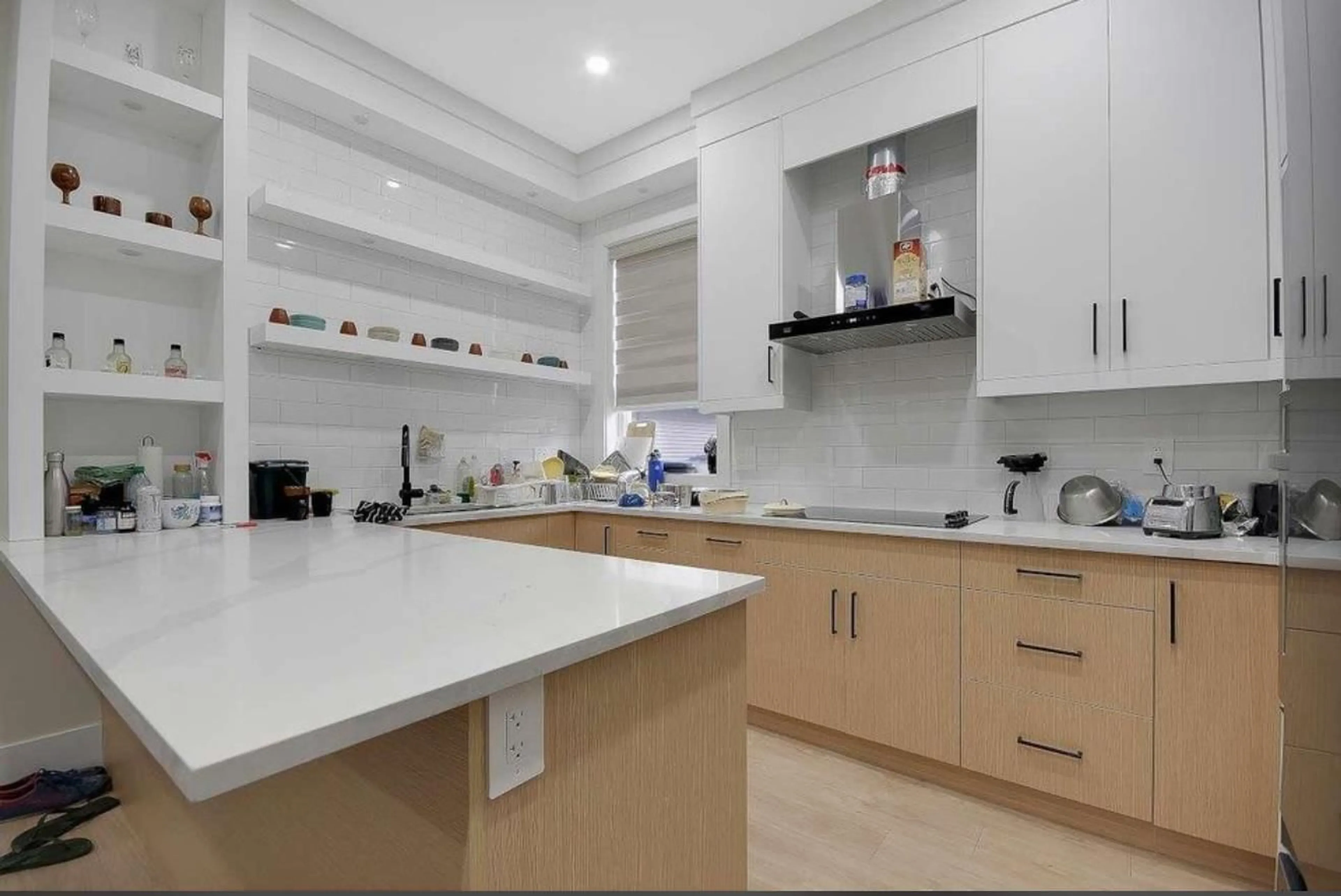 Contemporary kitchen, ceramic/tile floor for 19121 67 AVENUE, Surrey British Columbia V4N6A4