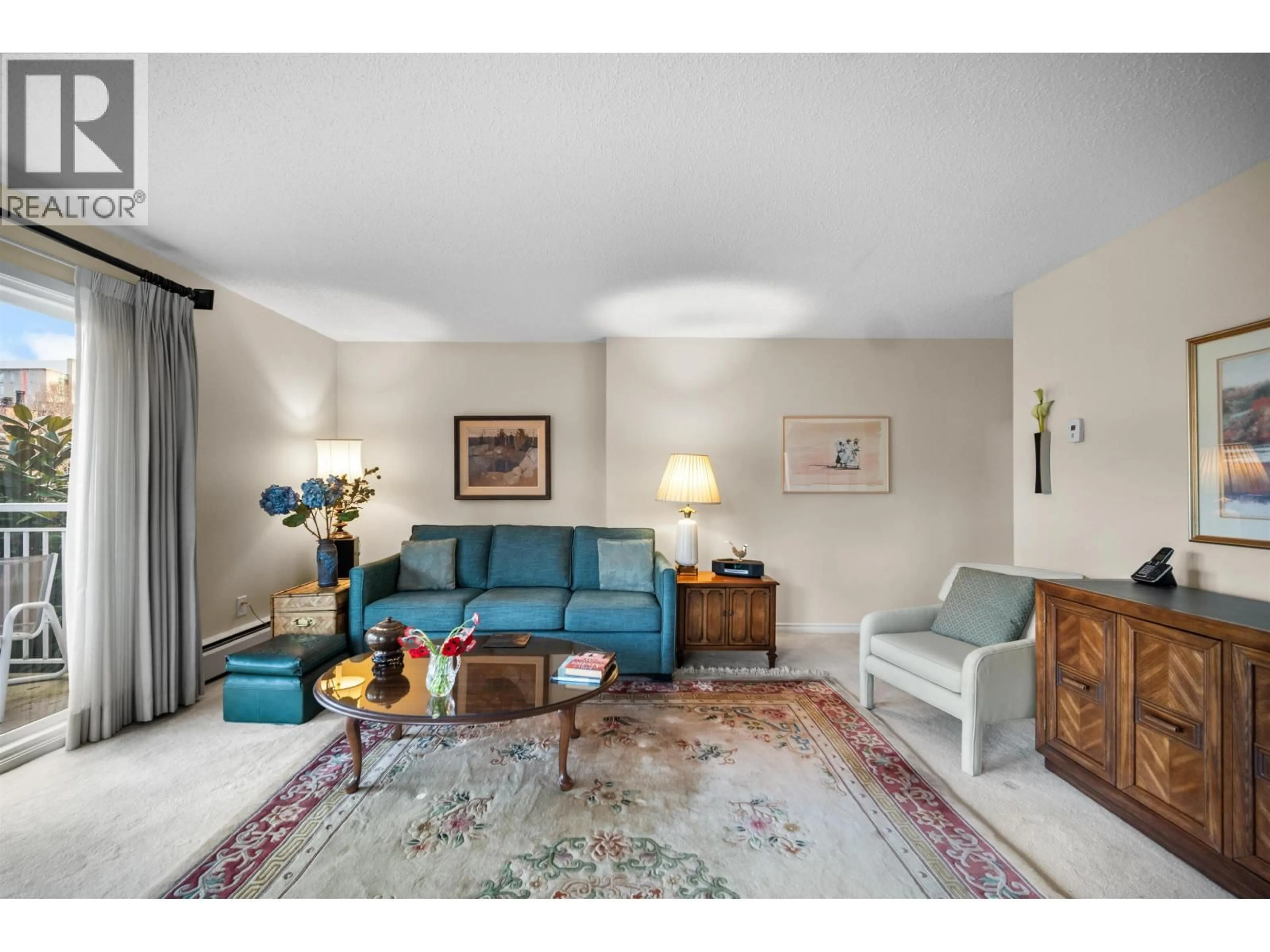 Living room with furniture, unknown for 202 - 1066 13TH AVENUE, Vancouver British Columbia V6H1N2