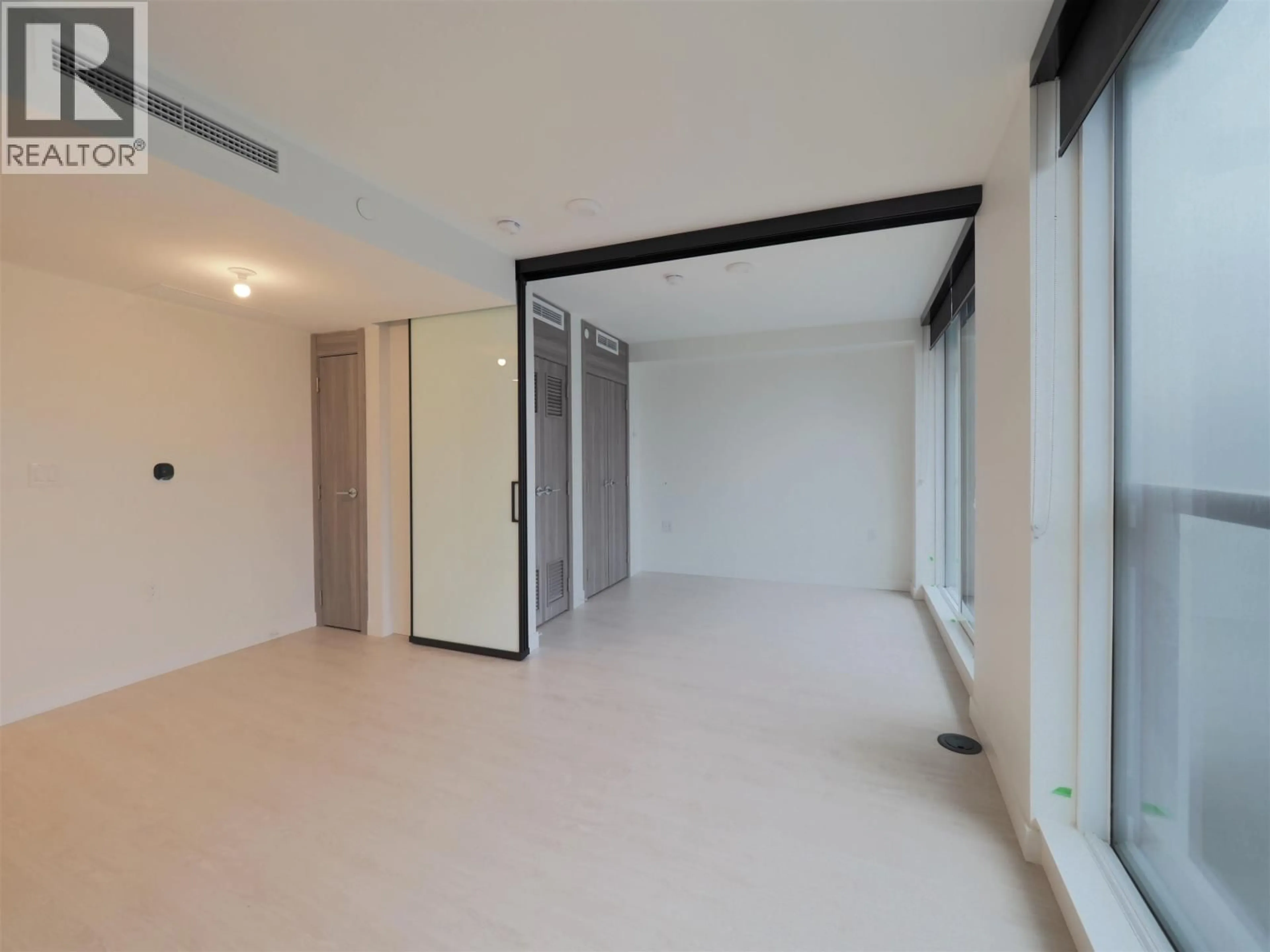 Unknown for 801 - 1768 COOK STREET, Vancouver British Columbia V5Y0N3
