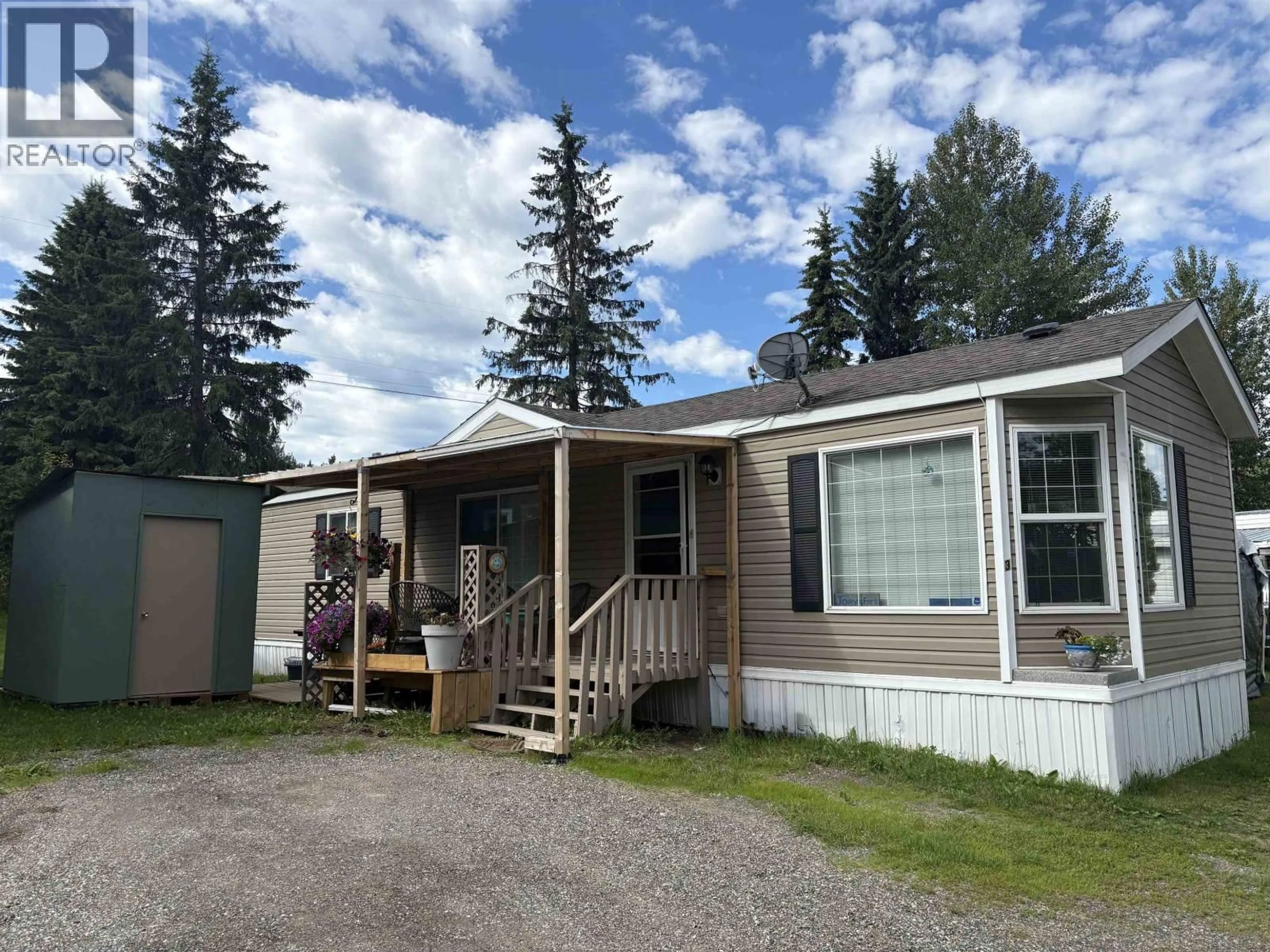 Home with vinyl exterior material, unknown for 3 - 39142 CARIBOO HIGHWAY, Hixon British Columbia V0K1A0