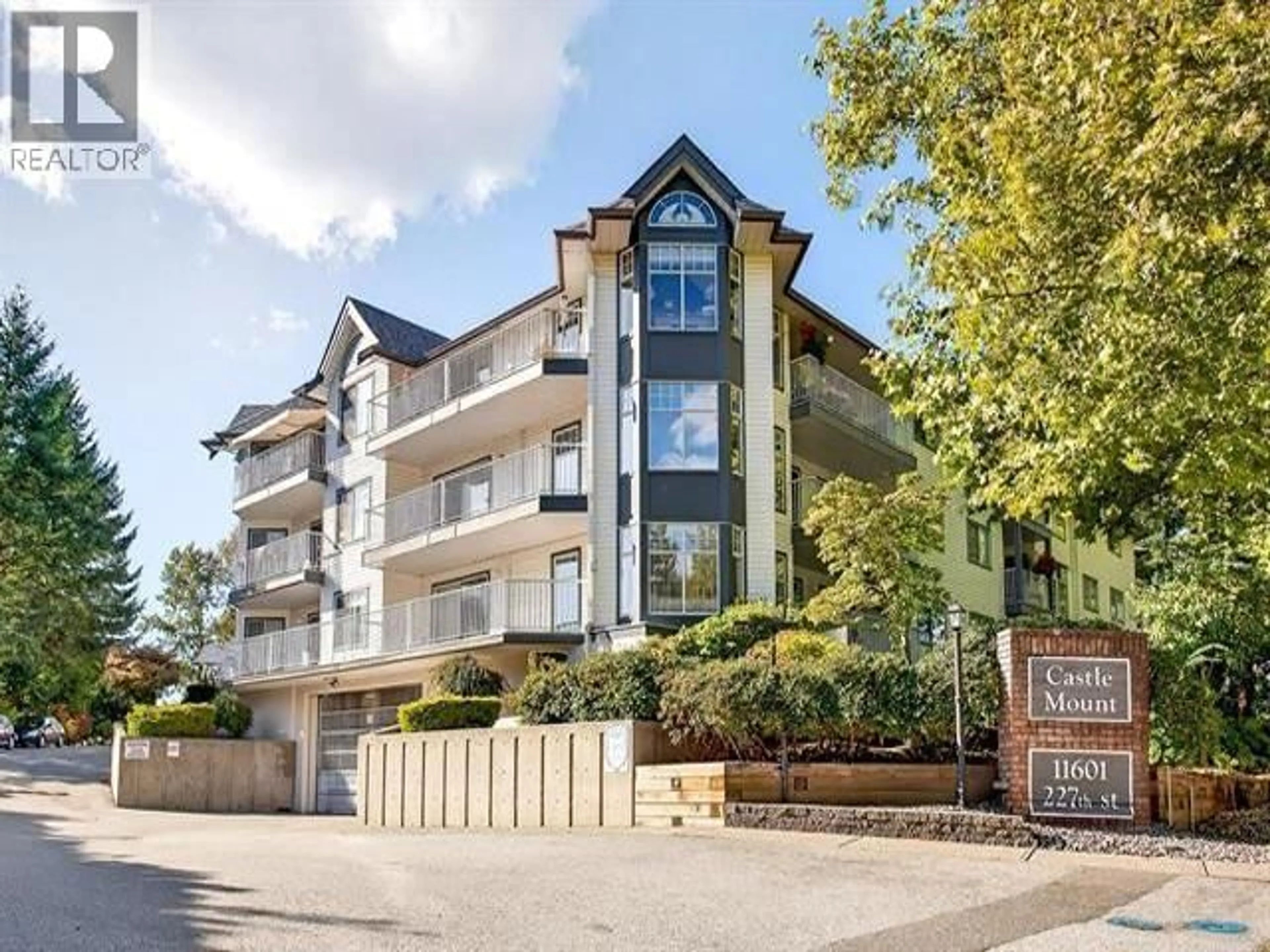 A pic from outside/outdoor area/front of a property/back of a property/a pic from drone, unknown for 314 - 11601 227 STREET, Maple Ridge British Columbia V2X0J7